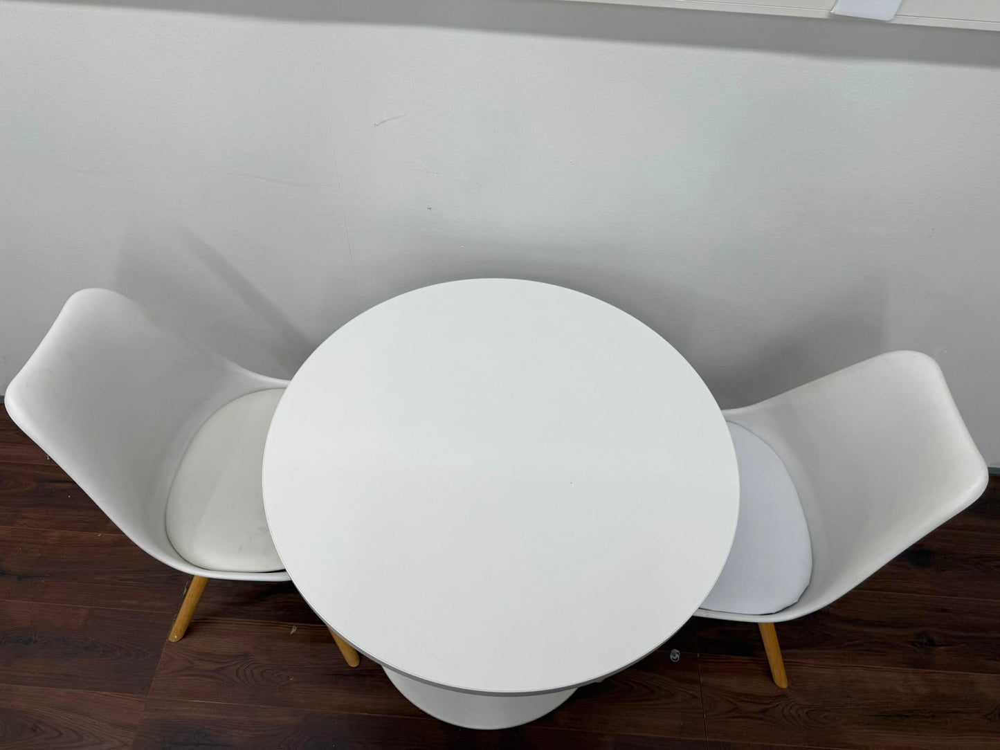 Ikea Docksta Ruokapöytä ja 2 Tuolia Kalustori