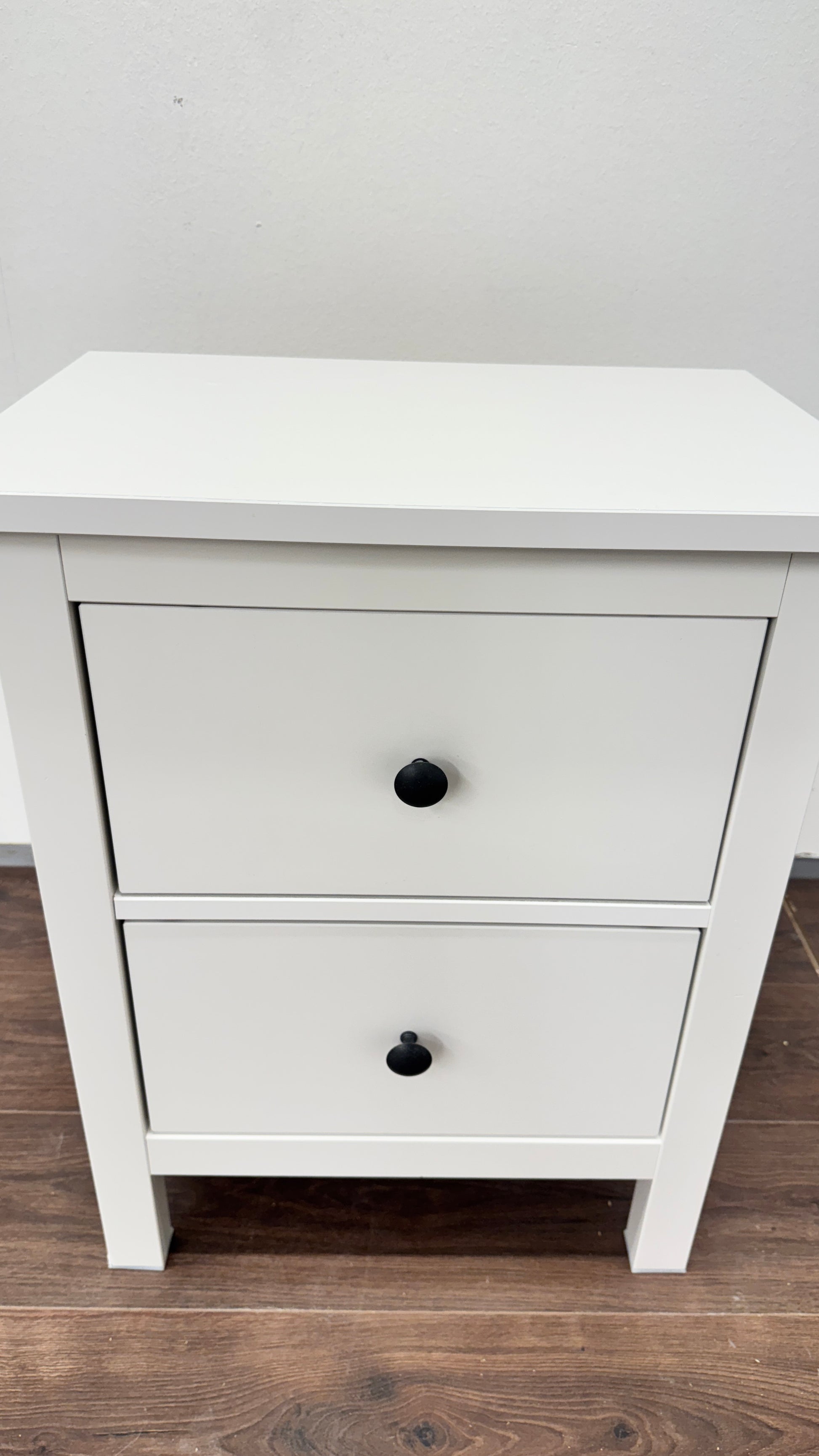 Ikea HEMNES Lipasto, 2 laatikkoa, valkoiseksi petsattu, 54x66 cm Kalustori