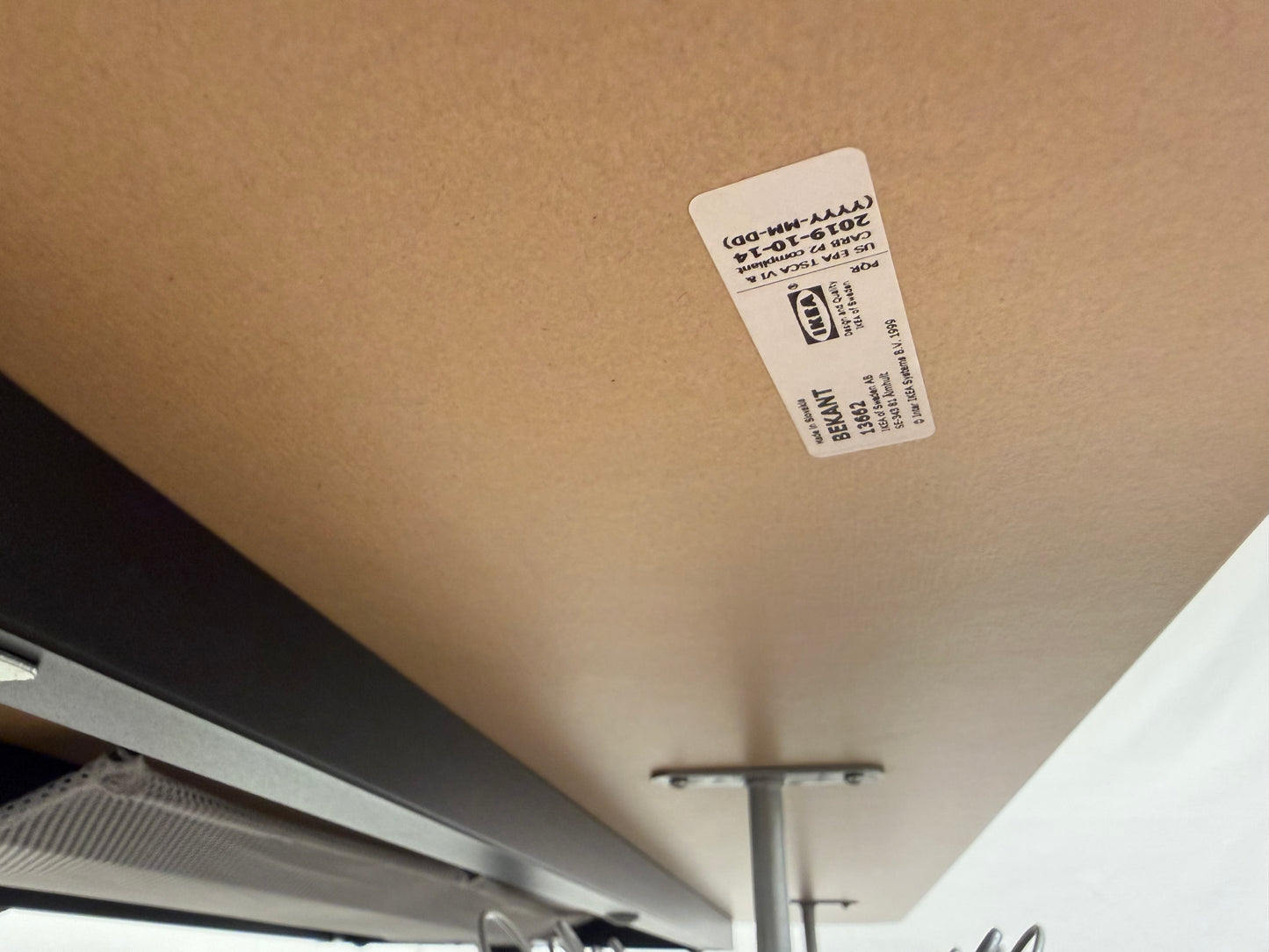 Ikea BEKANT 120-80 Työpöytä Korkeus Säädettävä Kalustori