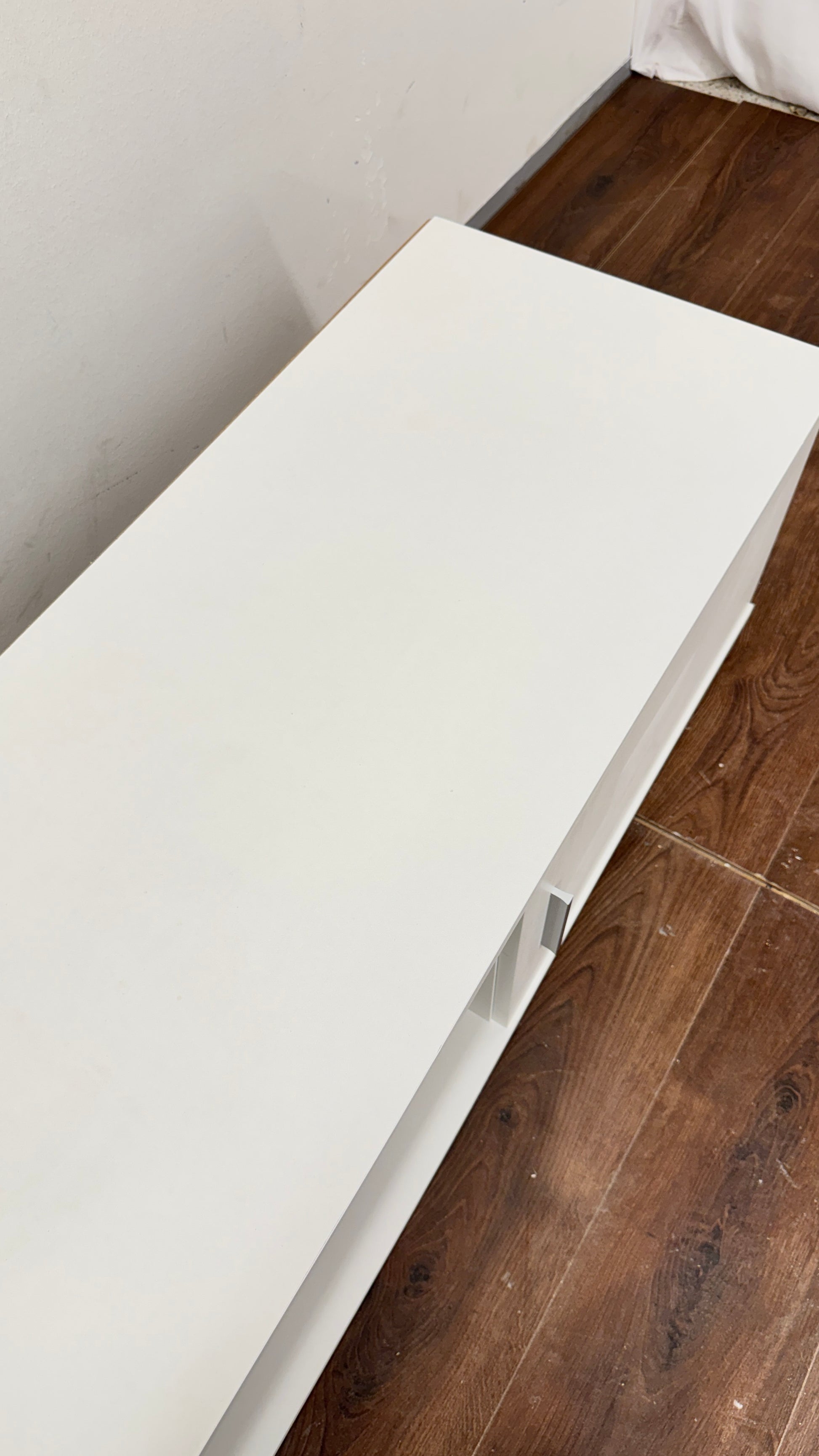 Sotka Tv-taso Kalustori