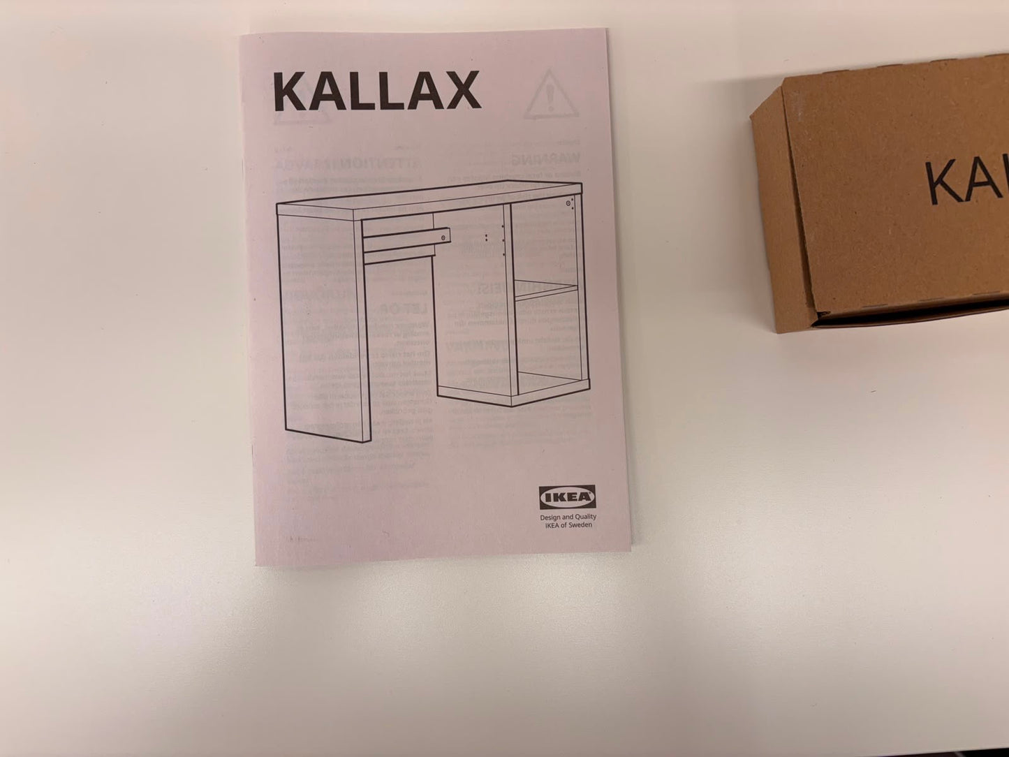 UUSI Ikea KALLAX Työpöytä, valkoinen, 111x39 cm Kalustori