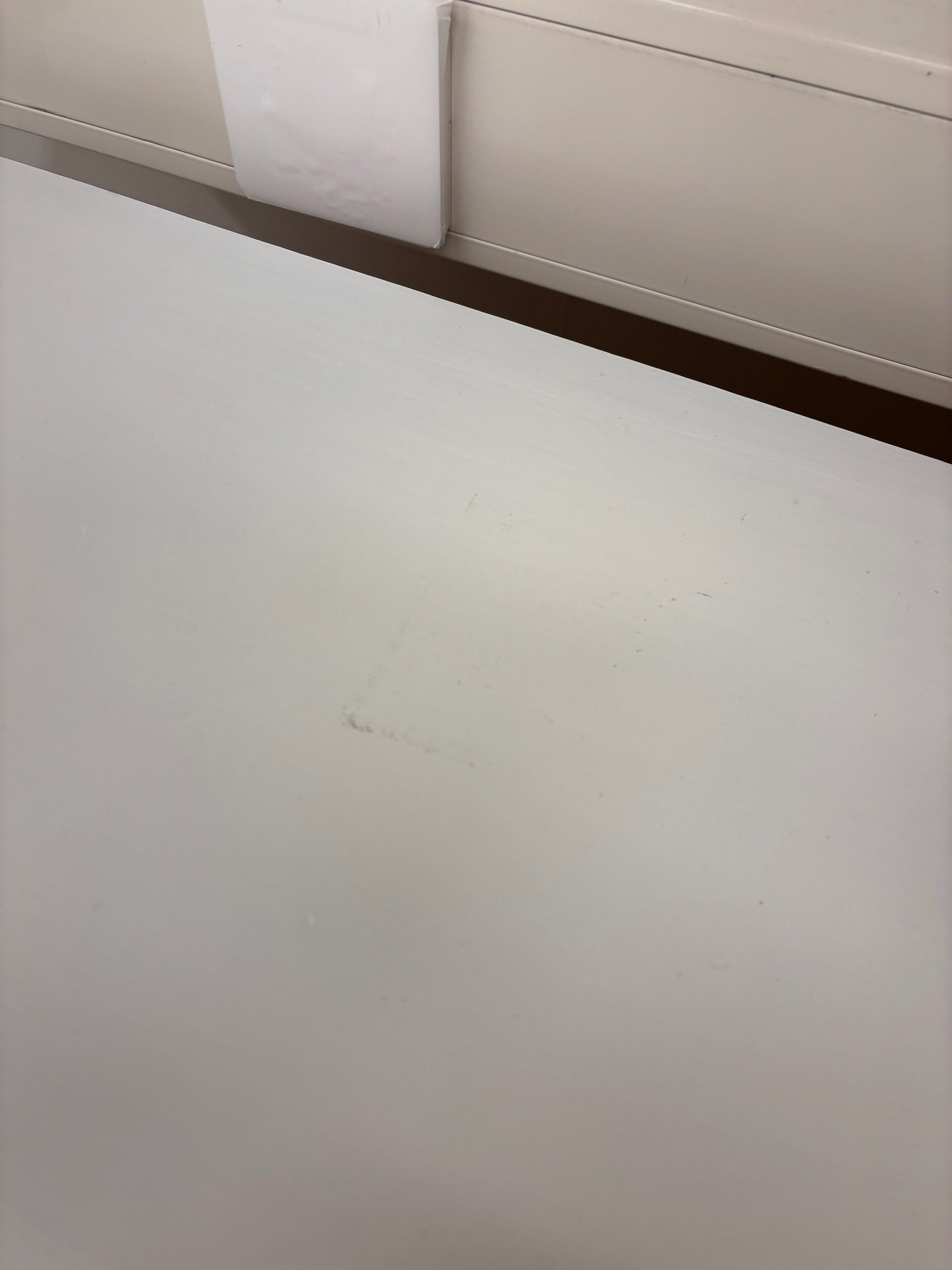 Ikea HEMNES Lipasto, 6 laatikkoa, valkoiseksi petsattu, 108x131 cm Kalustori