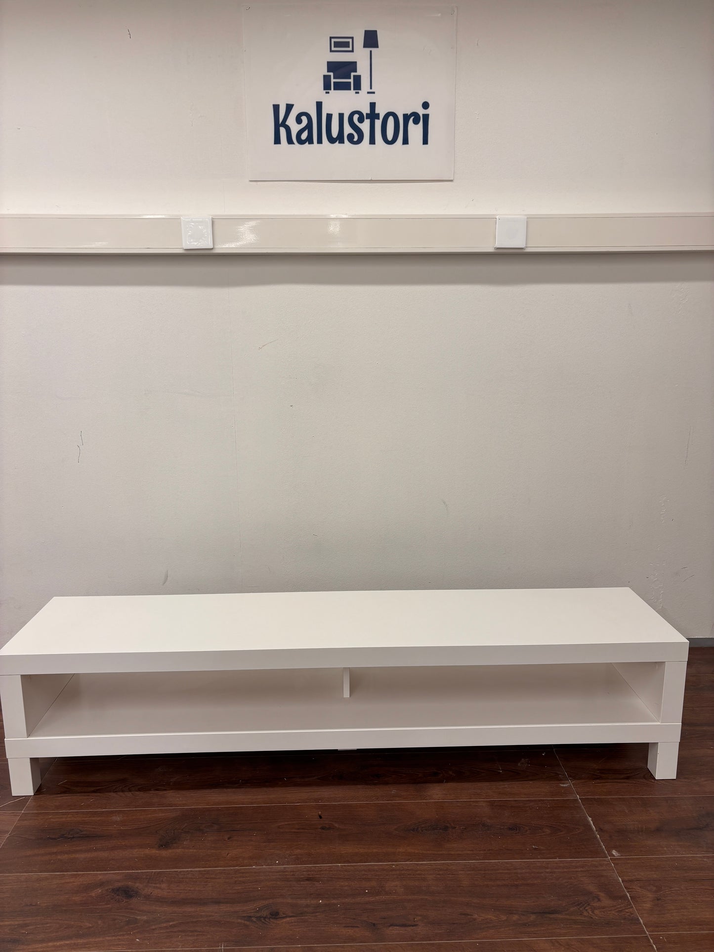 IKEA LACK tv-taso Kalustori