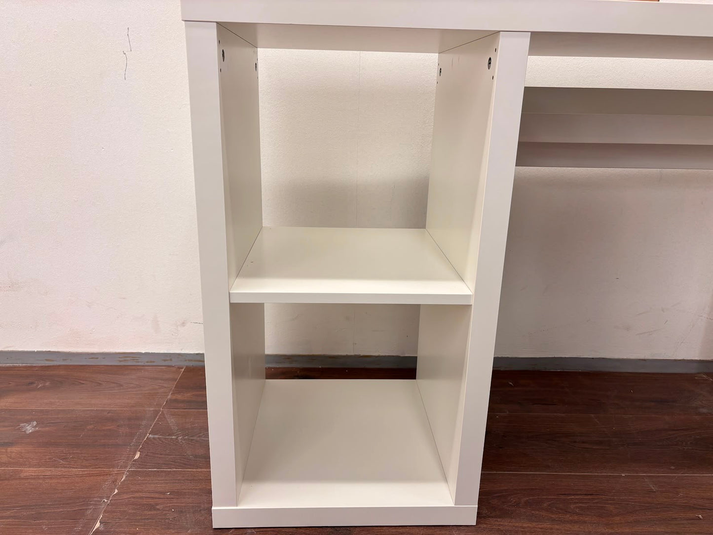 UUSI Ikea KALLAX Työpöytä, valkoinen, 111x39 cm Kalustori