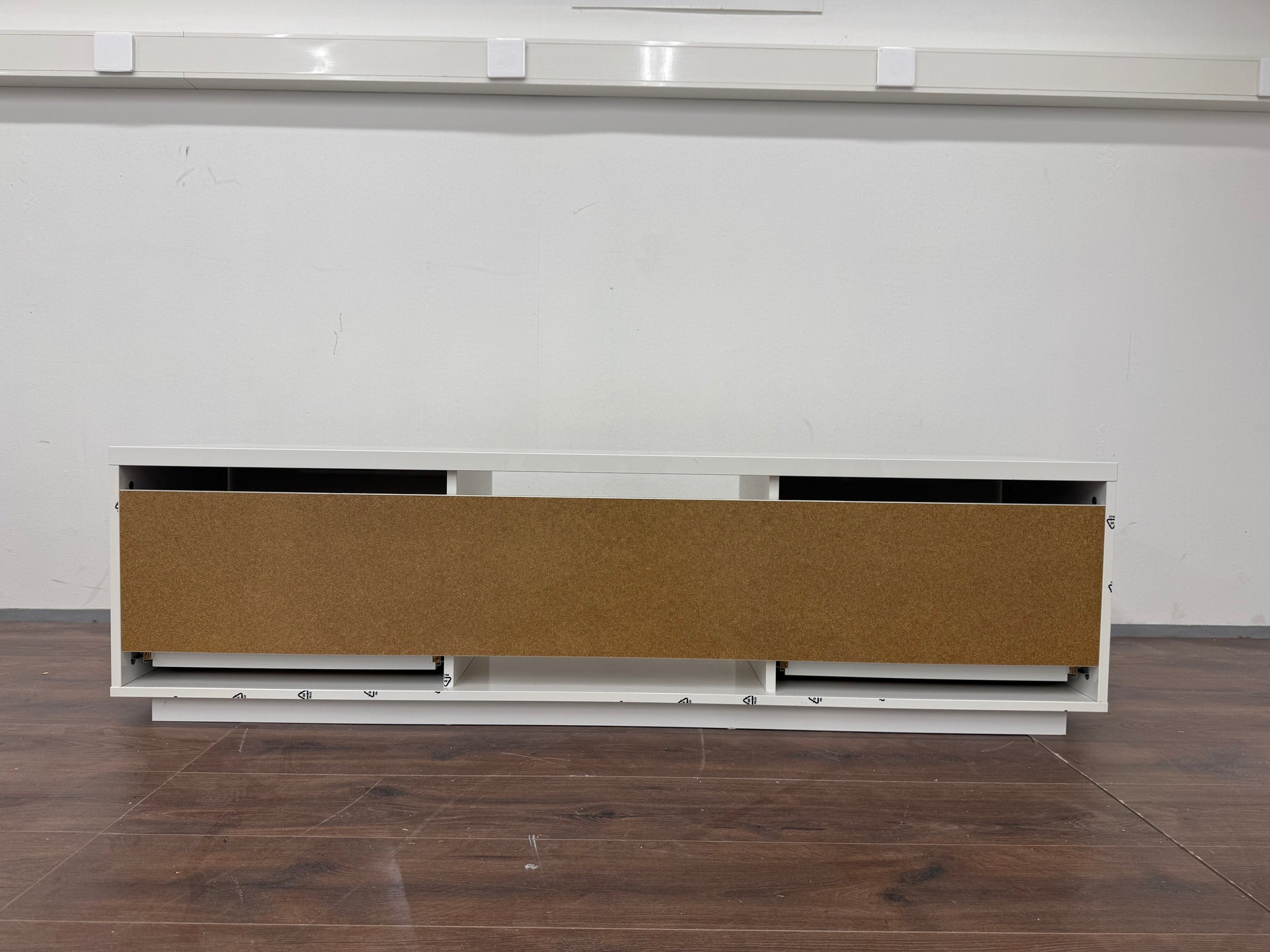Ikea BYÅS Tv-taso, korkeakiilto valkoinen, 160x42x45 cm Kalustori