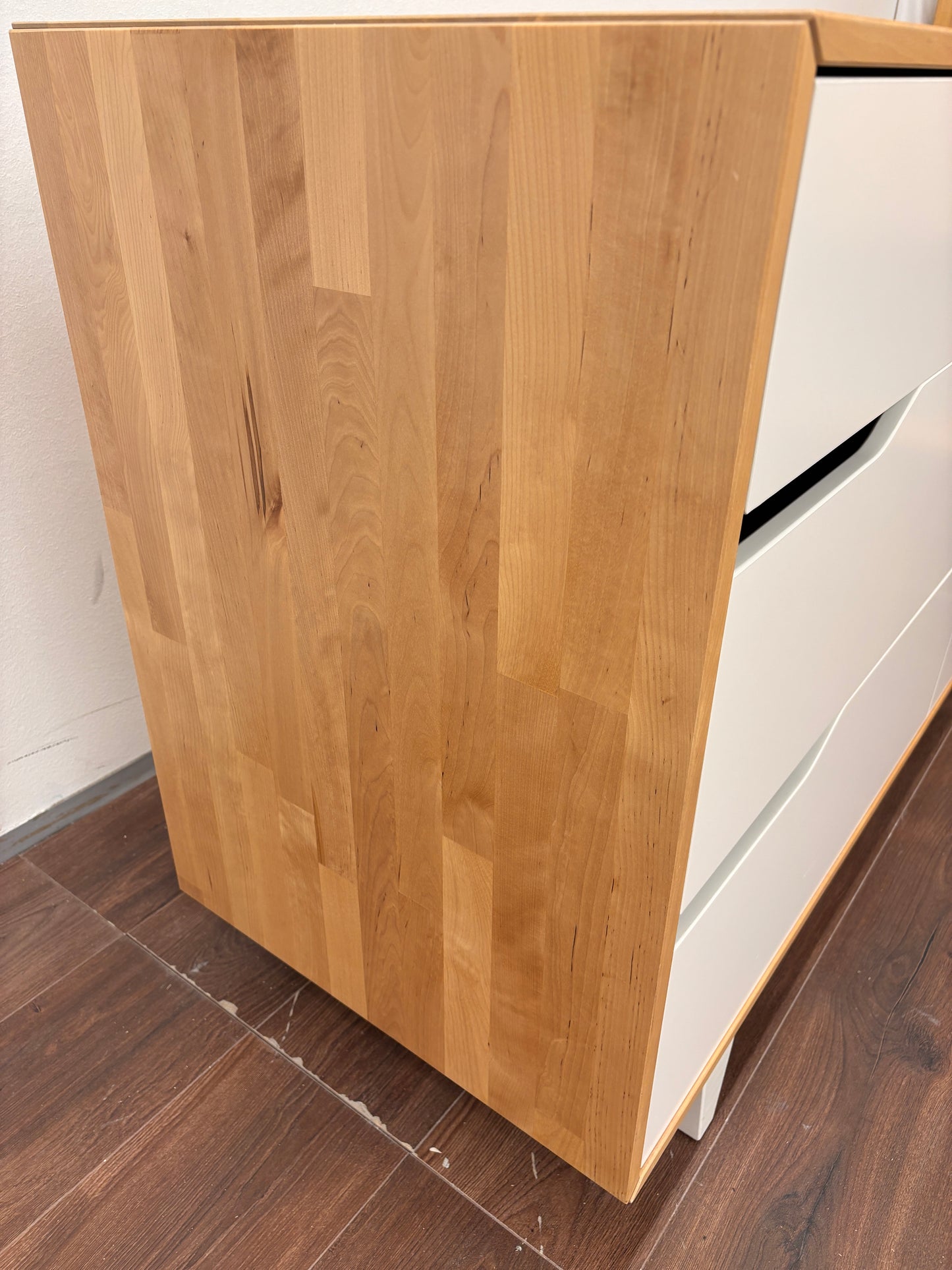 Ikea Mandal valkoinen ja luonnonvärinen kuuden laatikon lipasto Kalustori