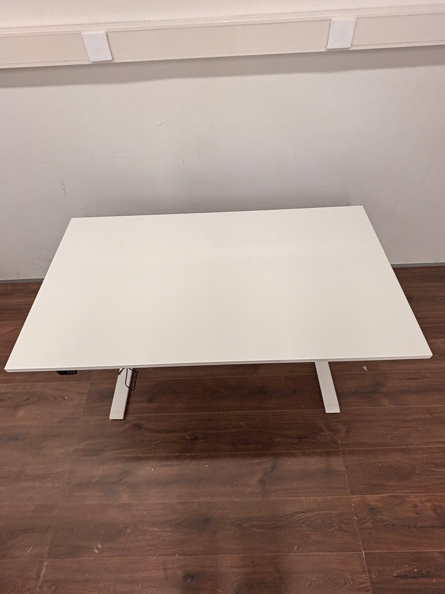 Ikea Rodulf sähköpöytä Kalustori