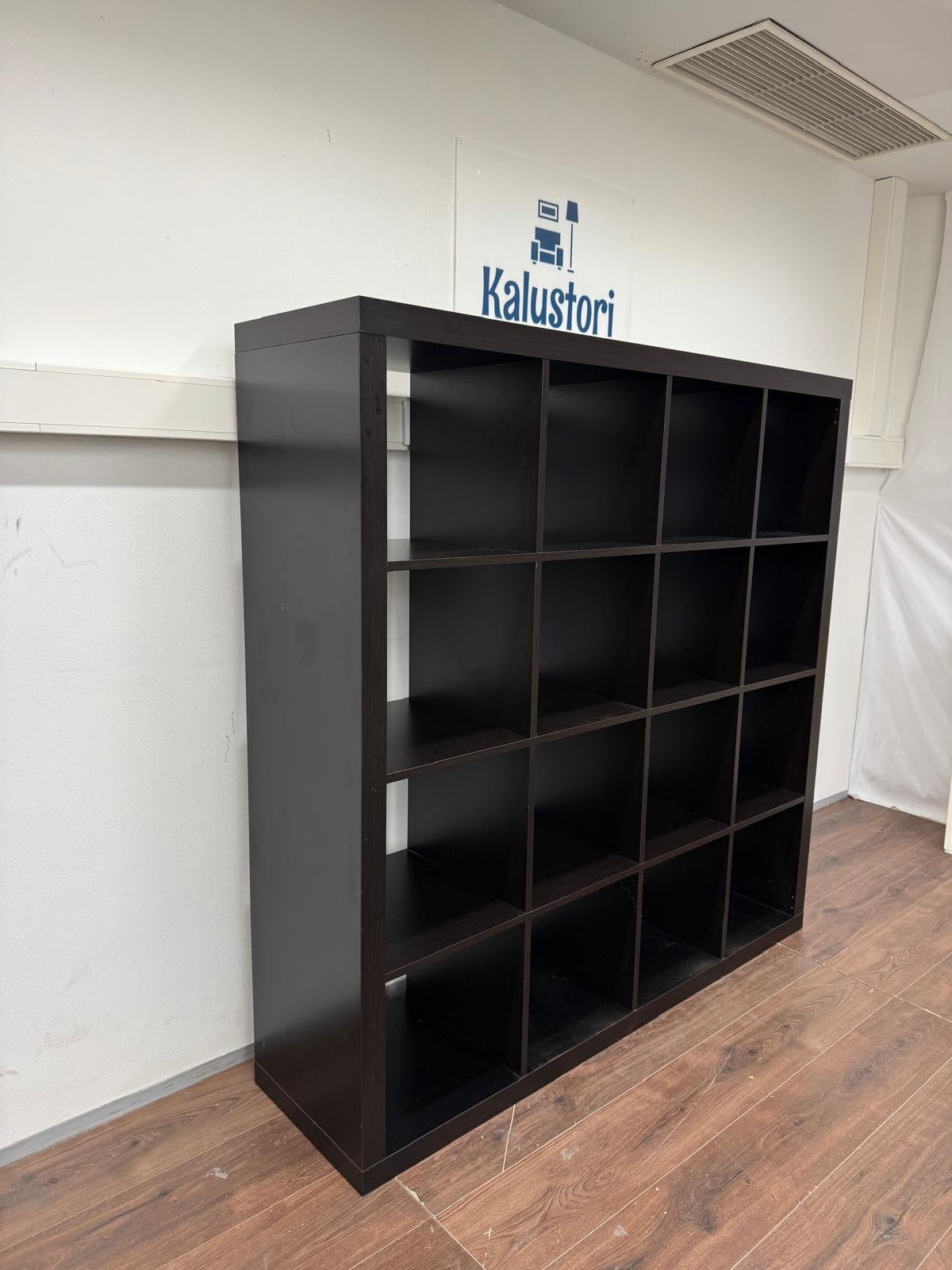 Ikea KALLAX Hylly, mustanruskea, 147x147 cm Kalustori