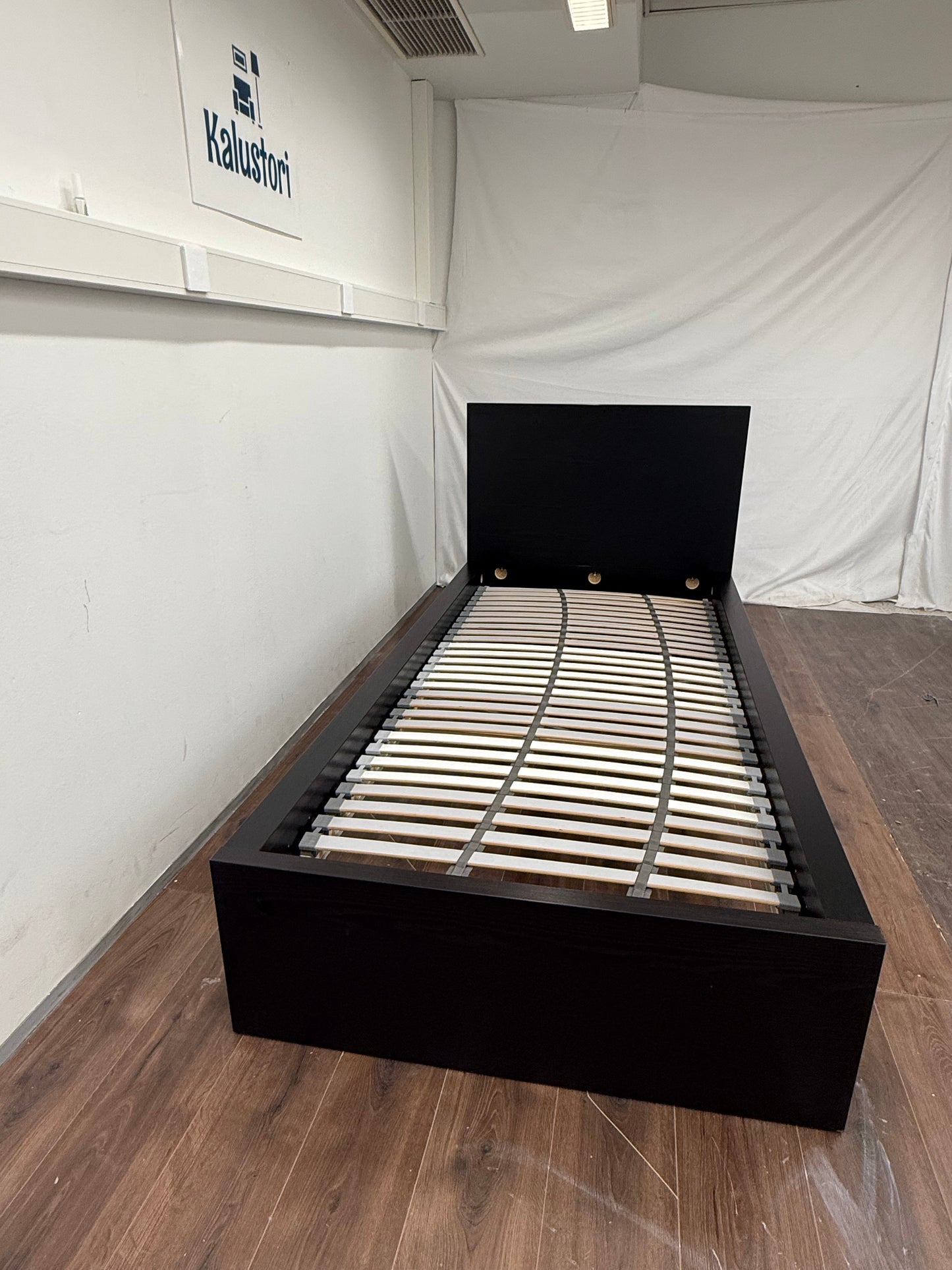 Ikea Malm 90x200 cm Sängynrunko musta Kalustori