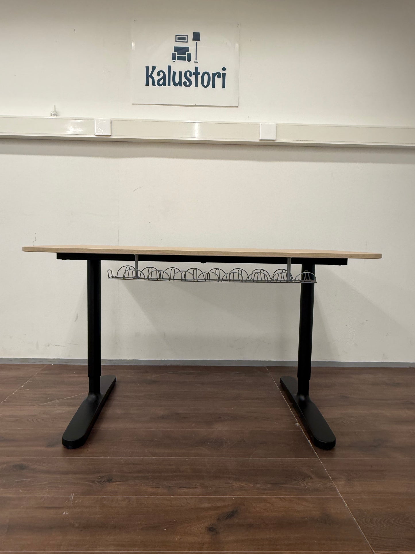 Ikea BEKANT 120-80 Työpöytä Korkeus Säädettävä Kalustori