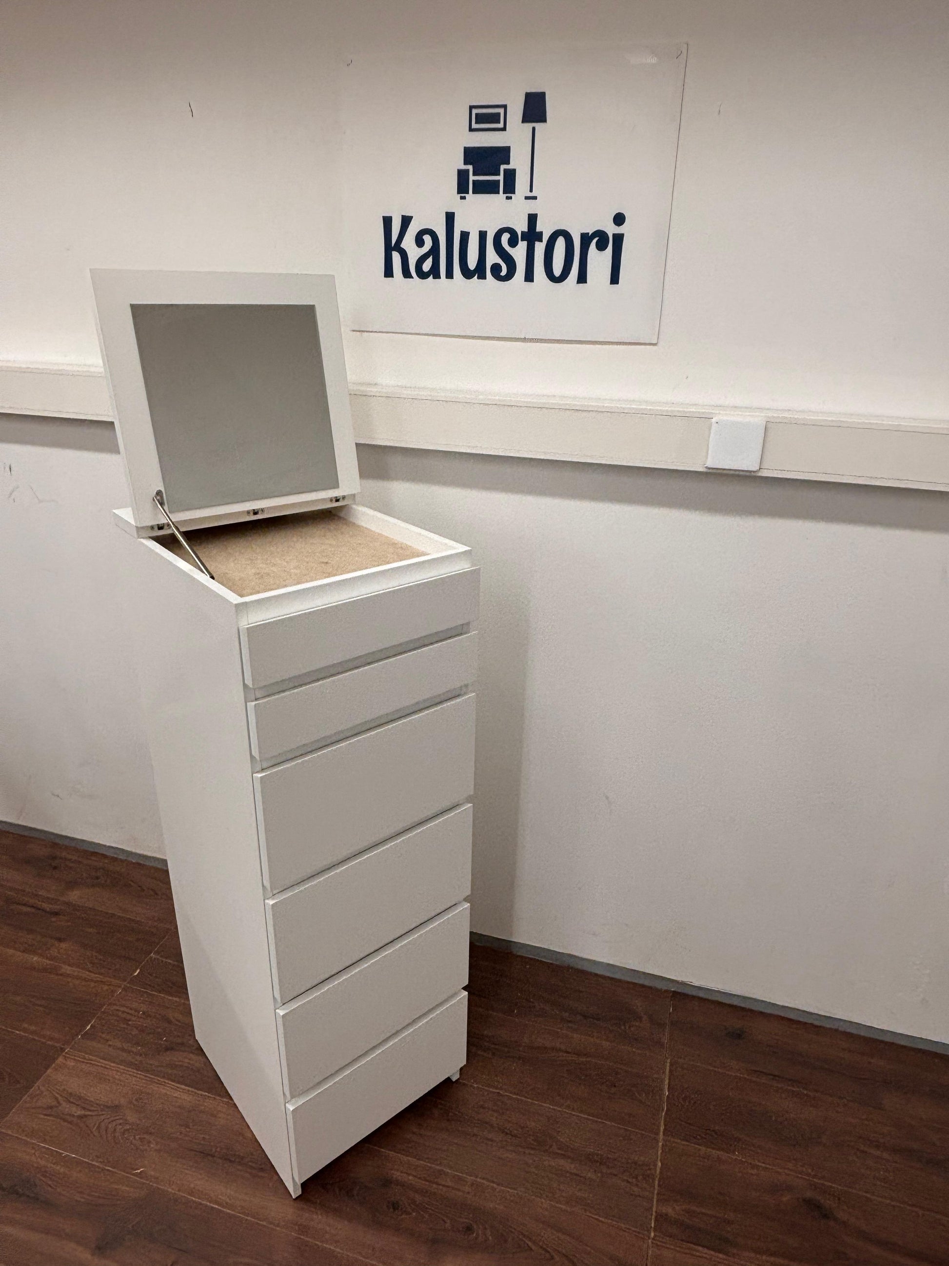 Ikea MALM Korkea Lipasto Peilillä 123x48 cm Kalustori
