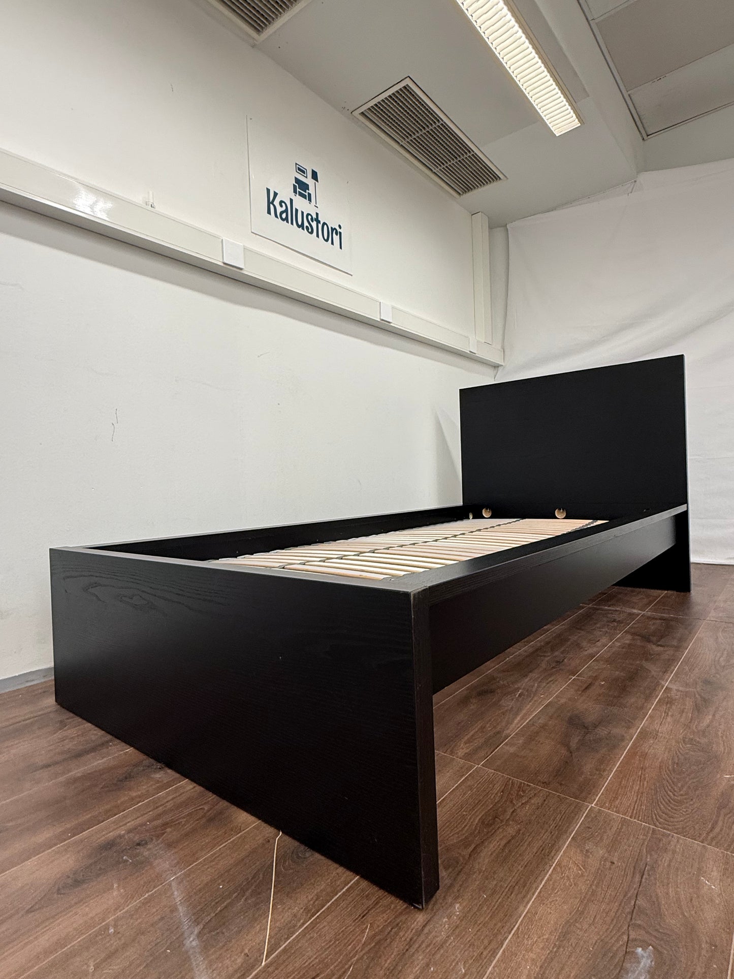 Ikea Malm 90x200 cm Sängynrunko musta Kalustori