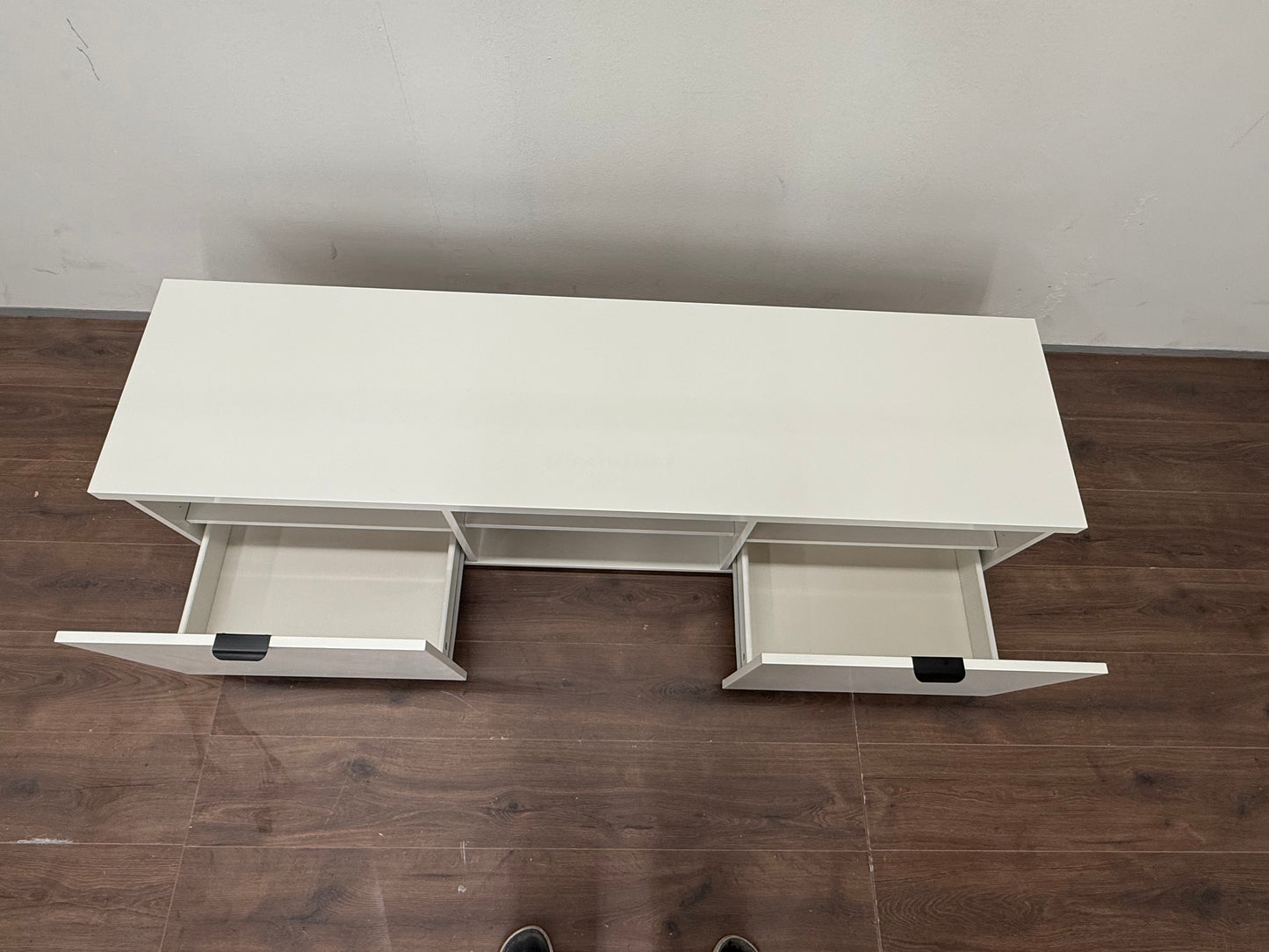 Ikea BYÅS Tv-taso, korkeakiilto valkoinen, 160x42x45 cm Kalustori