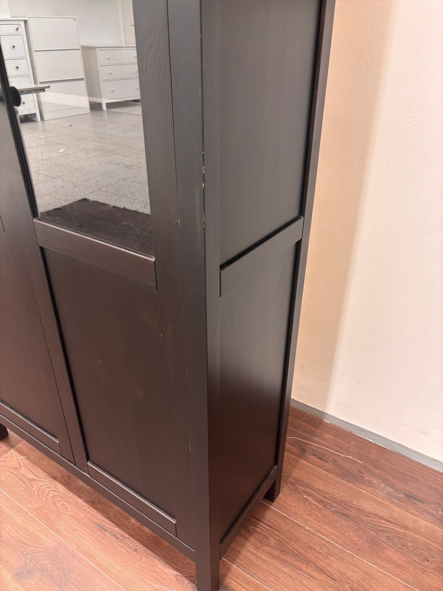 IKEA Hemnes ,vitriinikaappi ,mustanruskea Kalustori