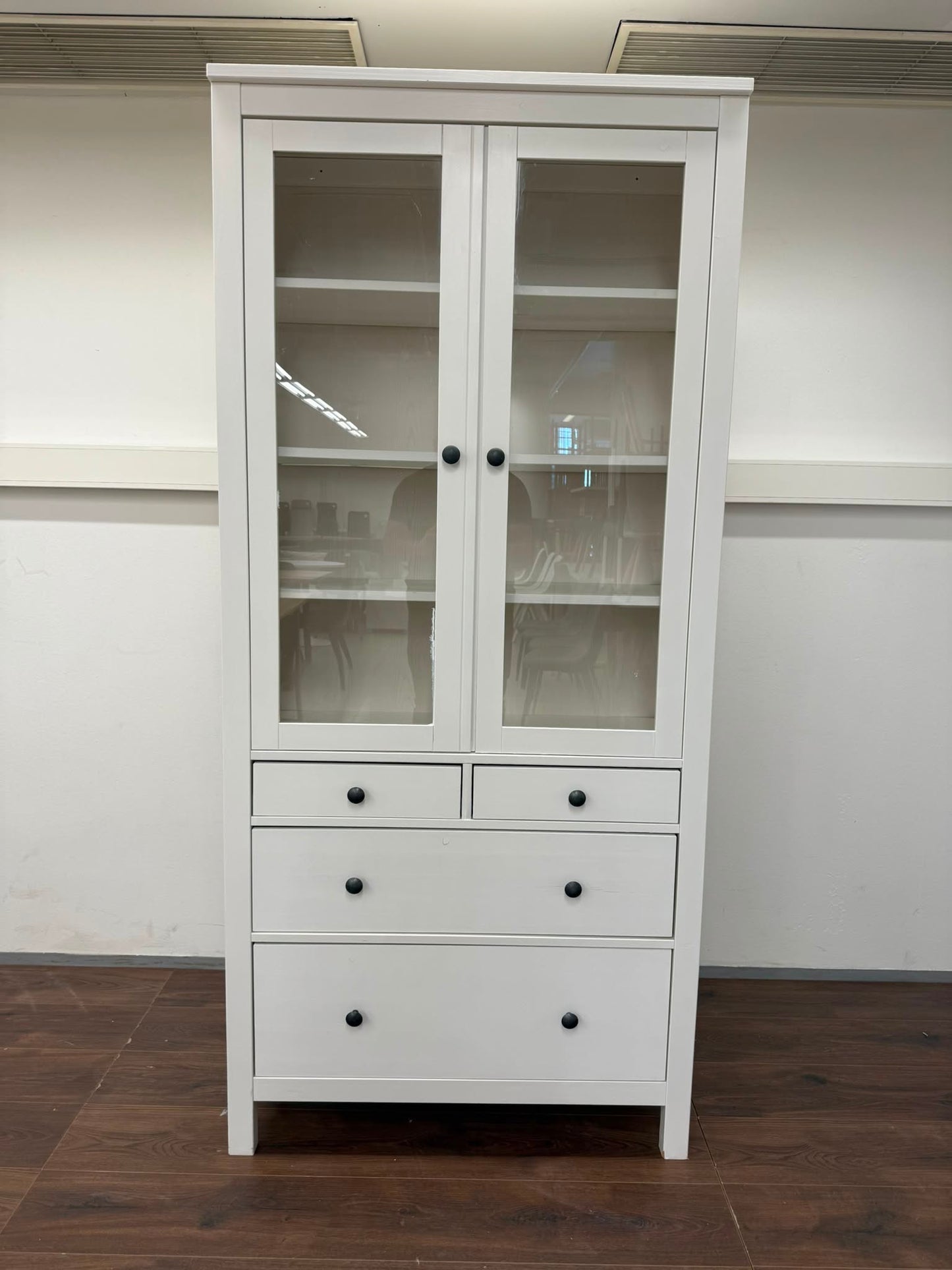 Ikea Hemnes Vitriini Kalustori
