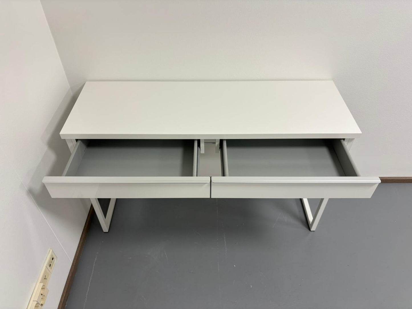 IKEA Bestå Burs Työpöytä 120x40cm