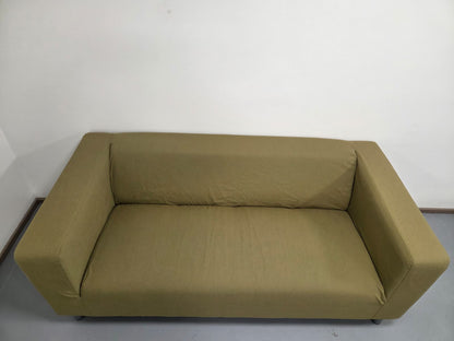 Ikea Klippan 2:n istuttava sohva