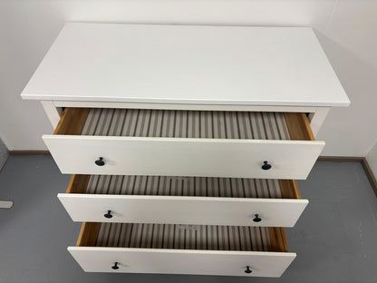 Ikea Hemnes Lipasto