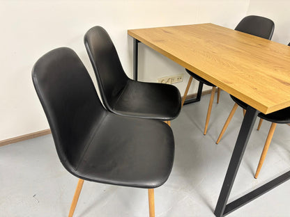 Jysk AABENRAA Ruokapöytä ja 4 Tuolia