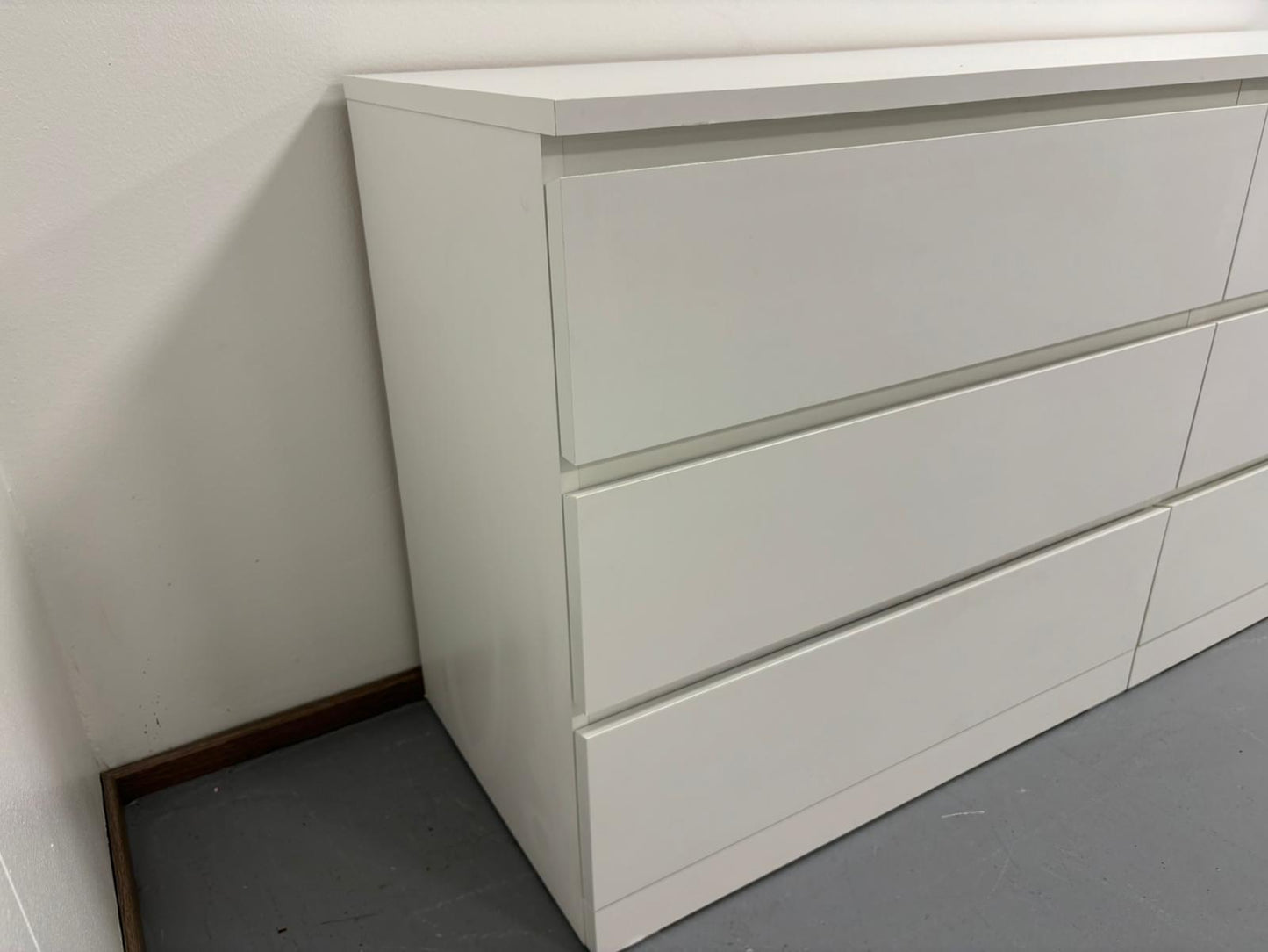 Ikea Malm Lipasto