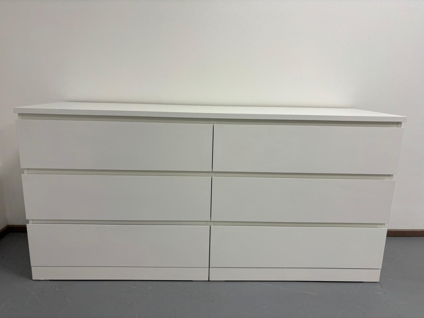 Ikea Malm Lipasto