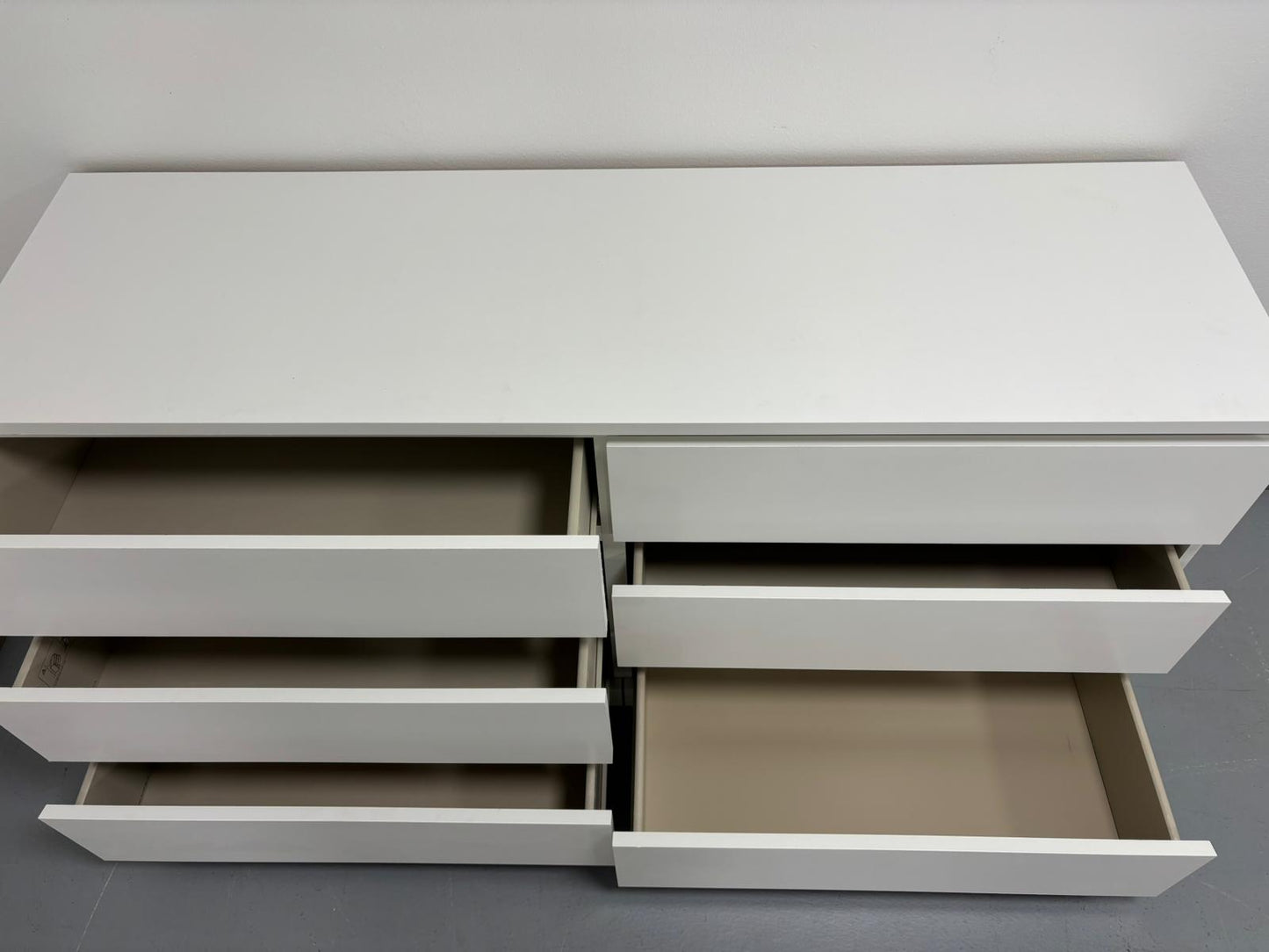 Ikea Malm Lipasto