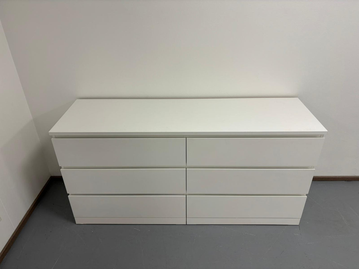 Ikea Malm Lipasto