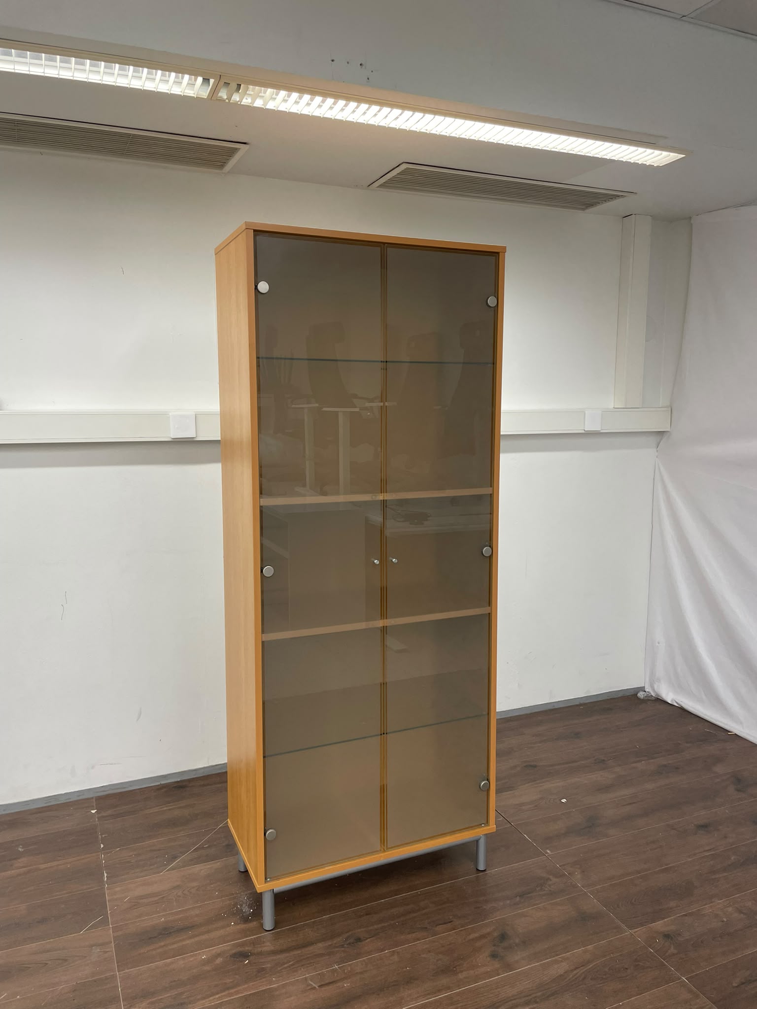 Ikea Billy lasiovinen vitriini Kalustori