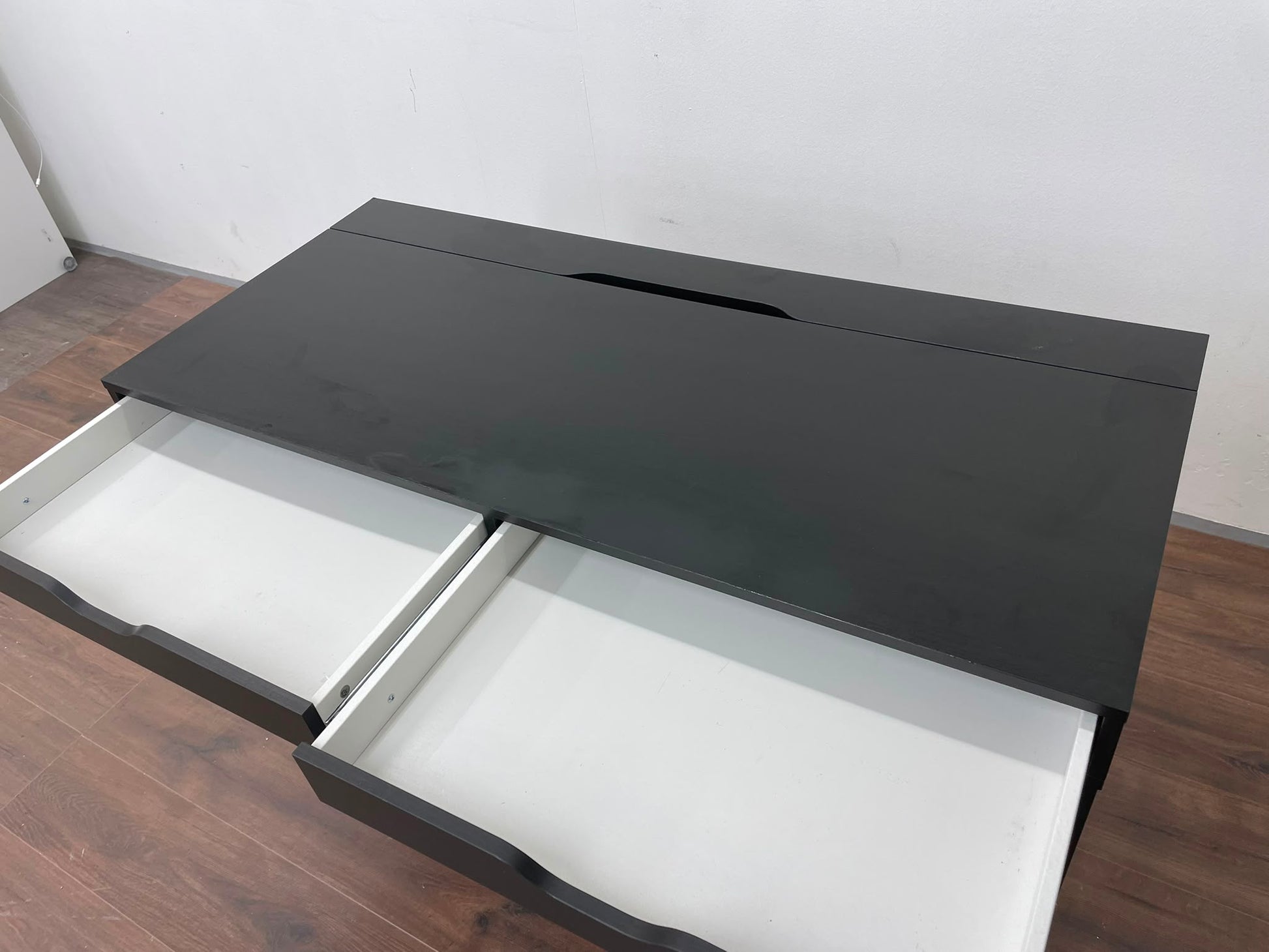 Ikea ALEX Työpöytä, 132x58 cm Kalustori