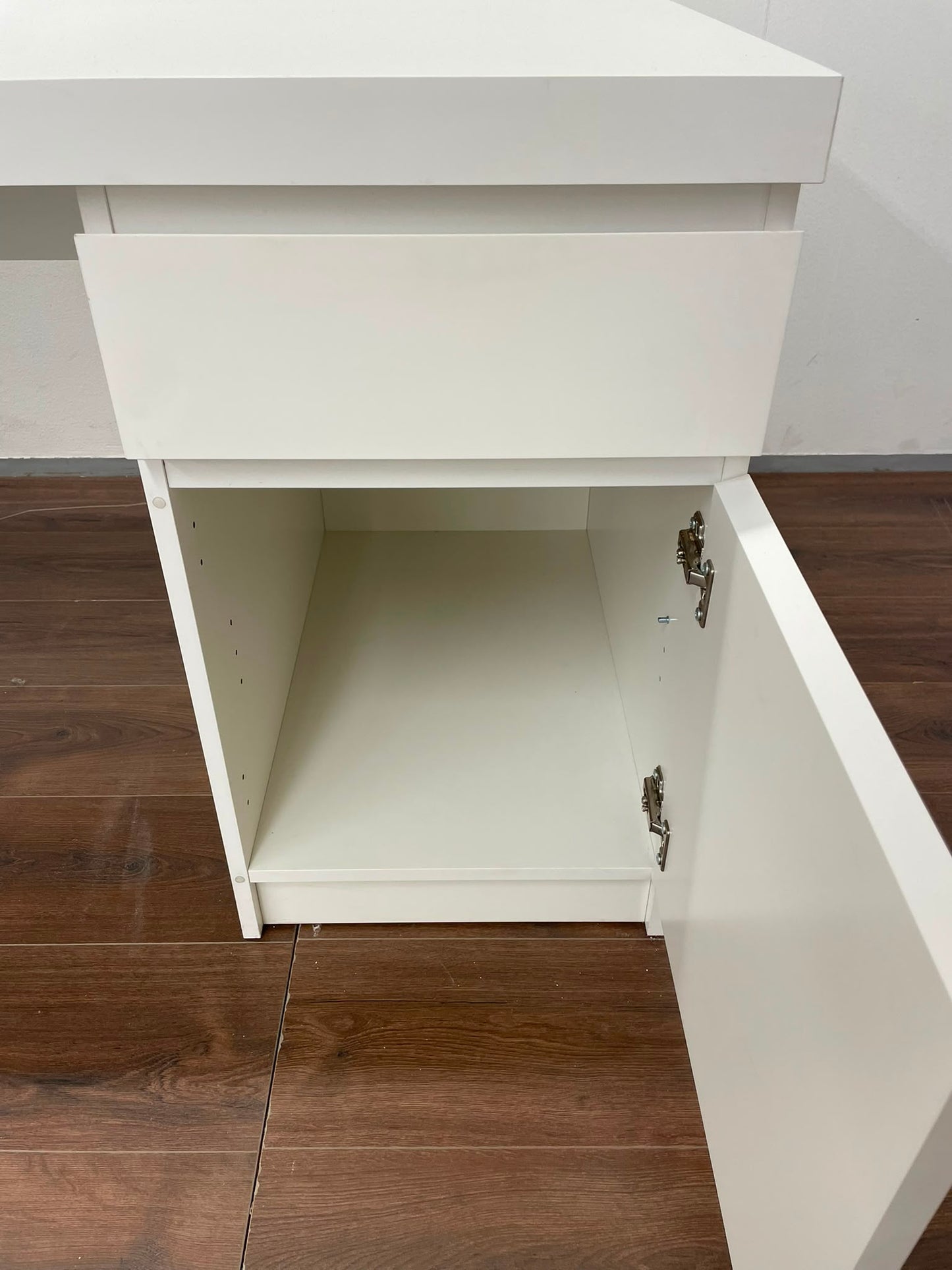 Ikea Malm työpöytä, valkoinen, 140×65 cm Kalustori
