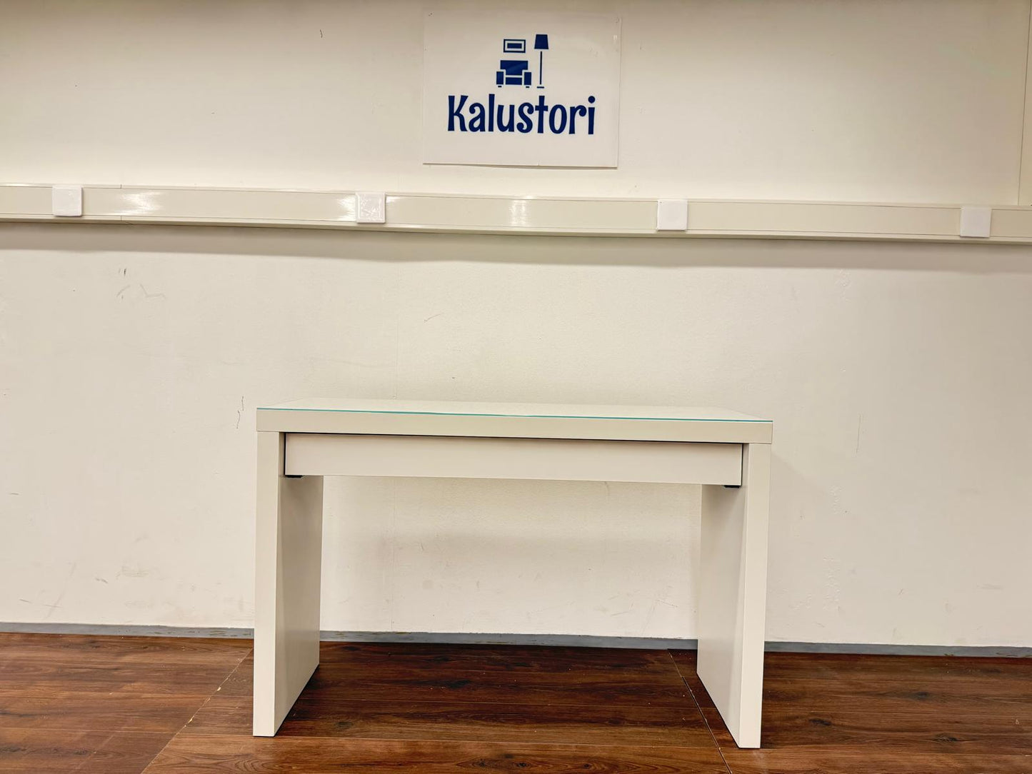 Ikea Malm valkoinen Meikkipöytä Kalustori