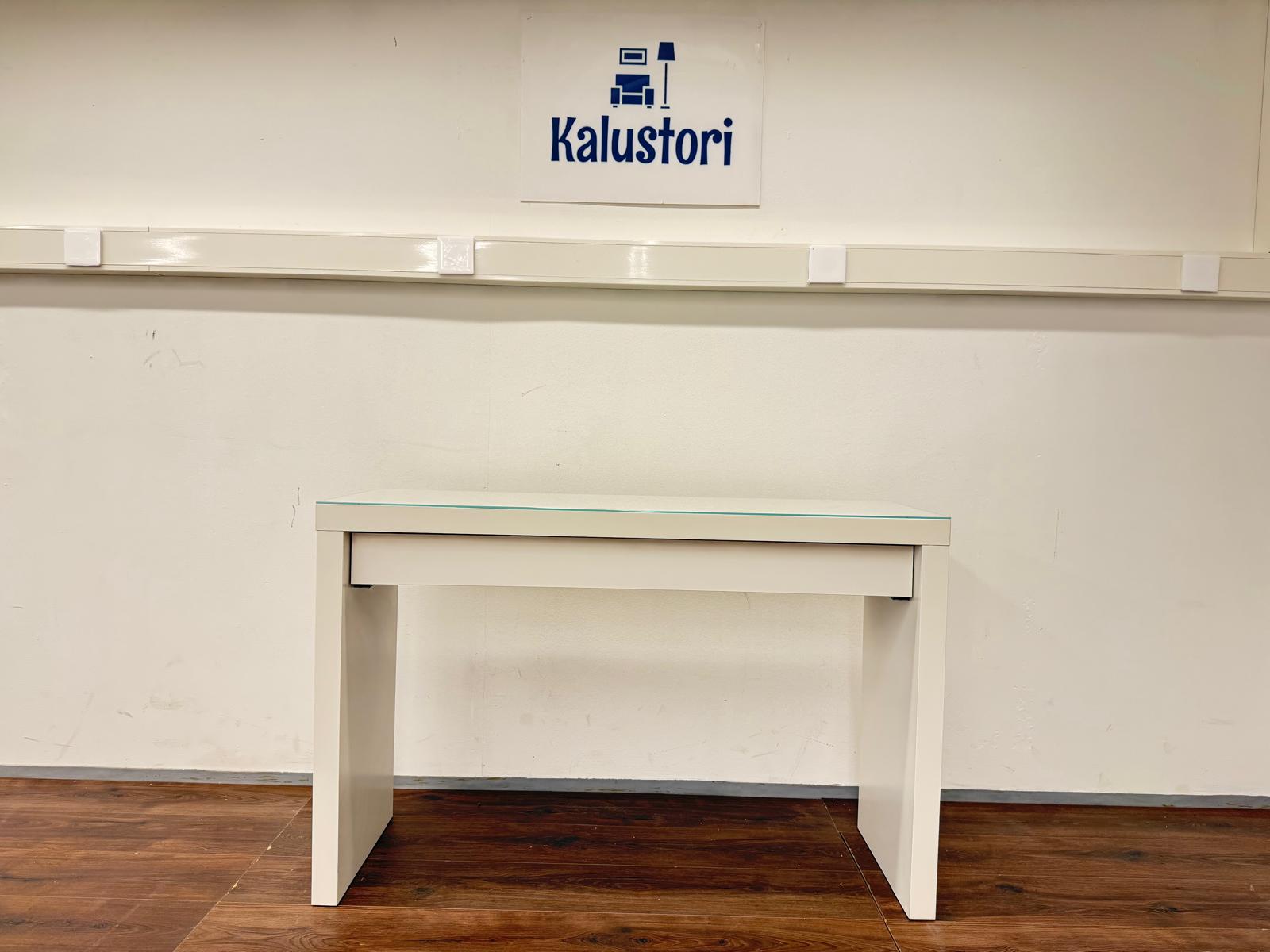 Ikea Malm valkoinen Meikkipöytä Kalustori
