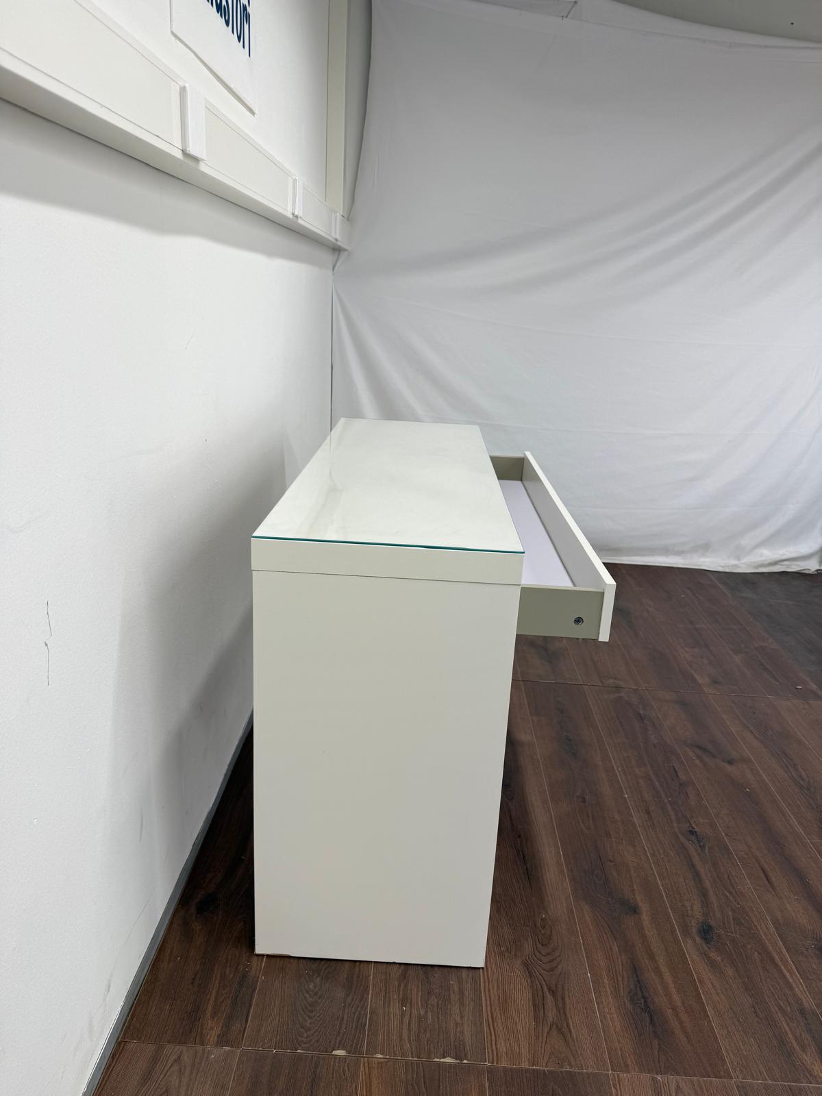 Ikea Malm valkoinen Meikkipöytä Kalustori