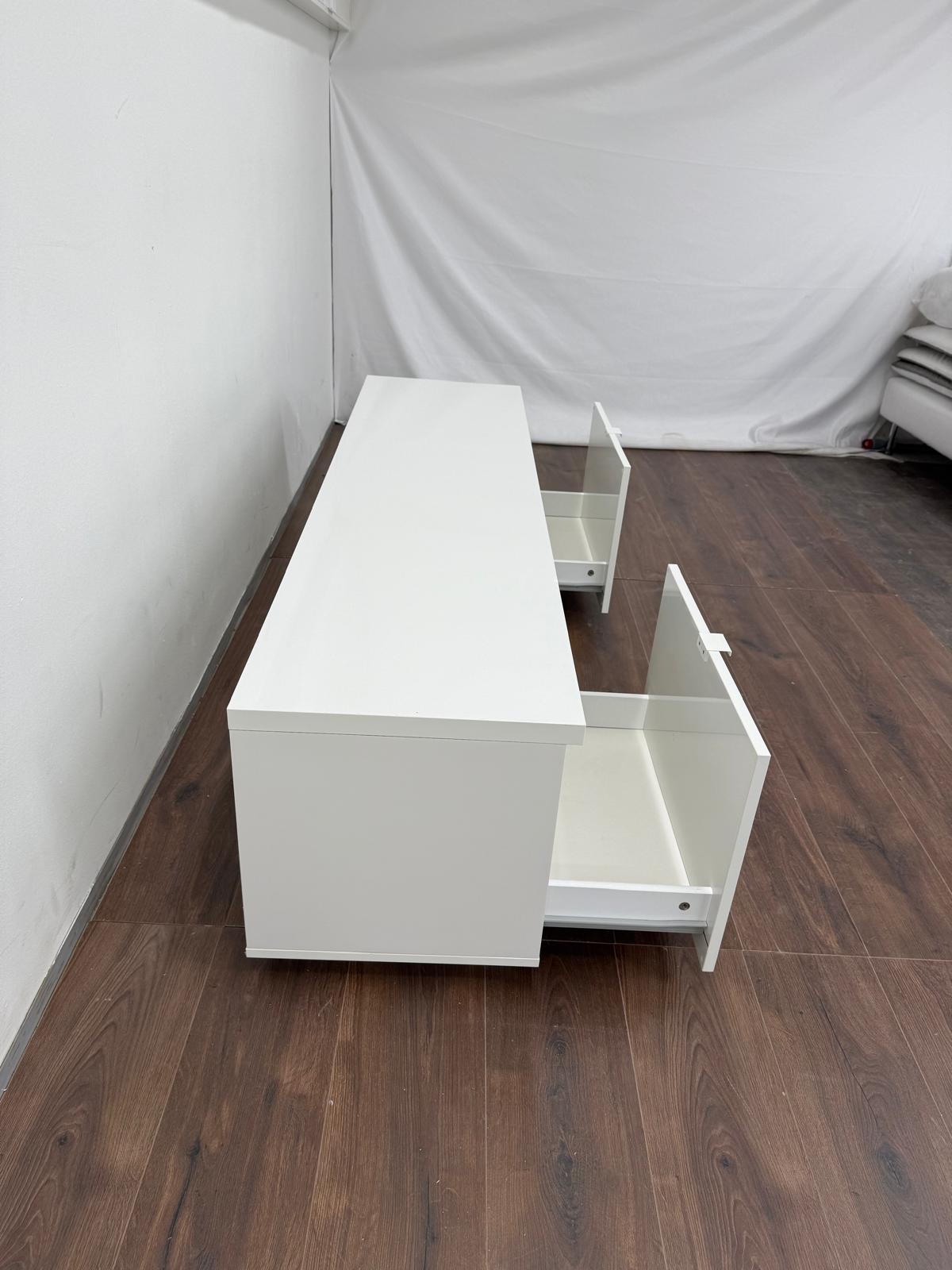 Ikea Byås Tv-Taso Kalustori