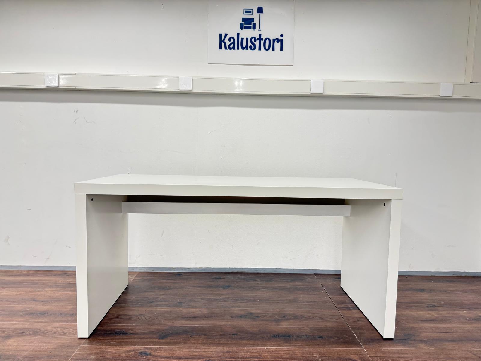 Ikea Malm Työpöytä Kalustori