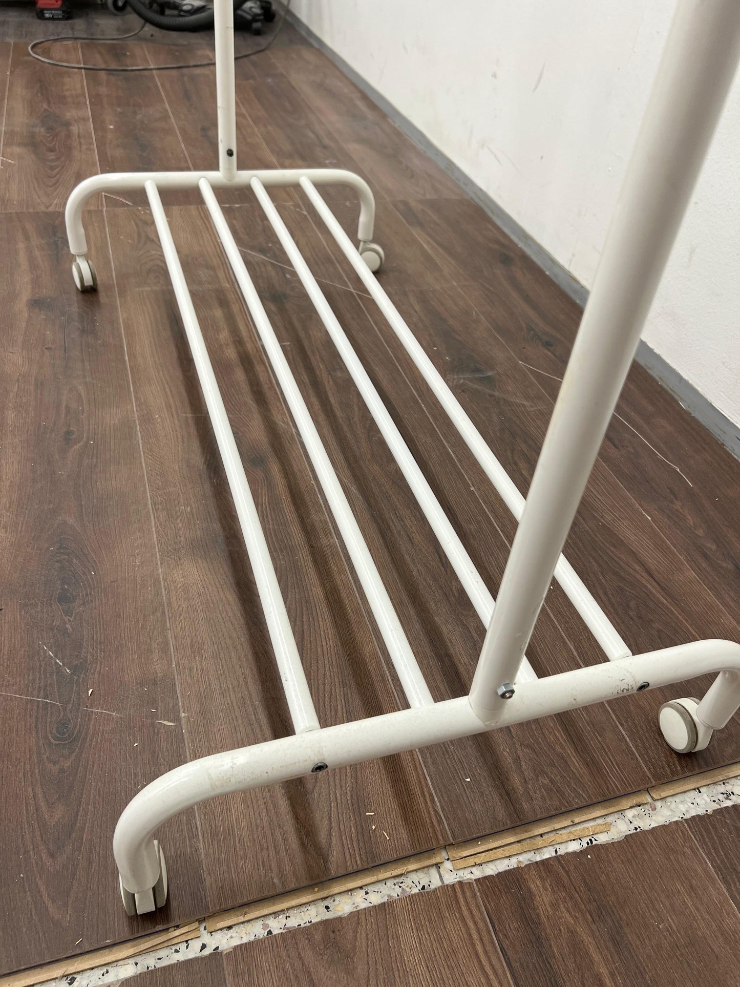 Ikea RIGGA Hattu- ja Takinaulakko, Valkoinen Kalustori
