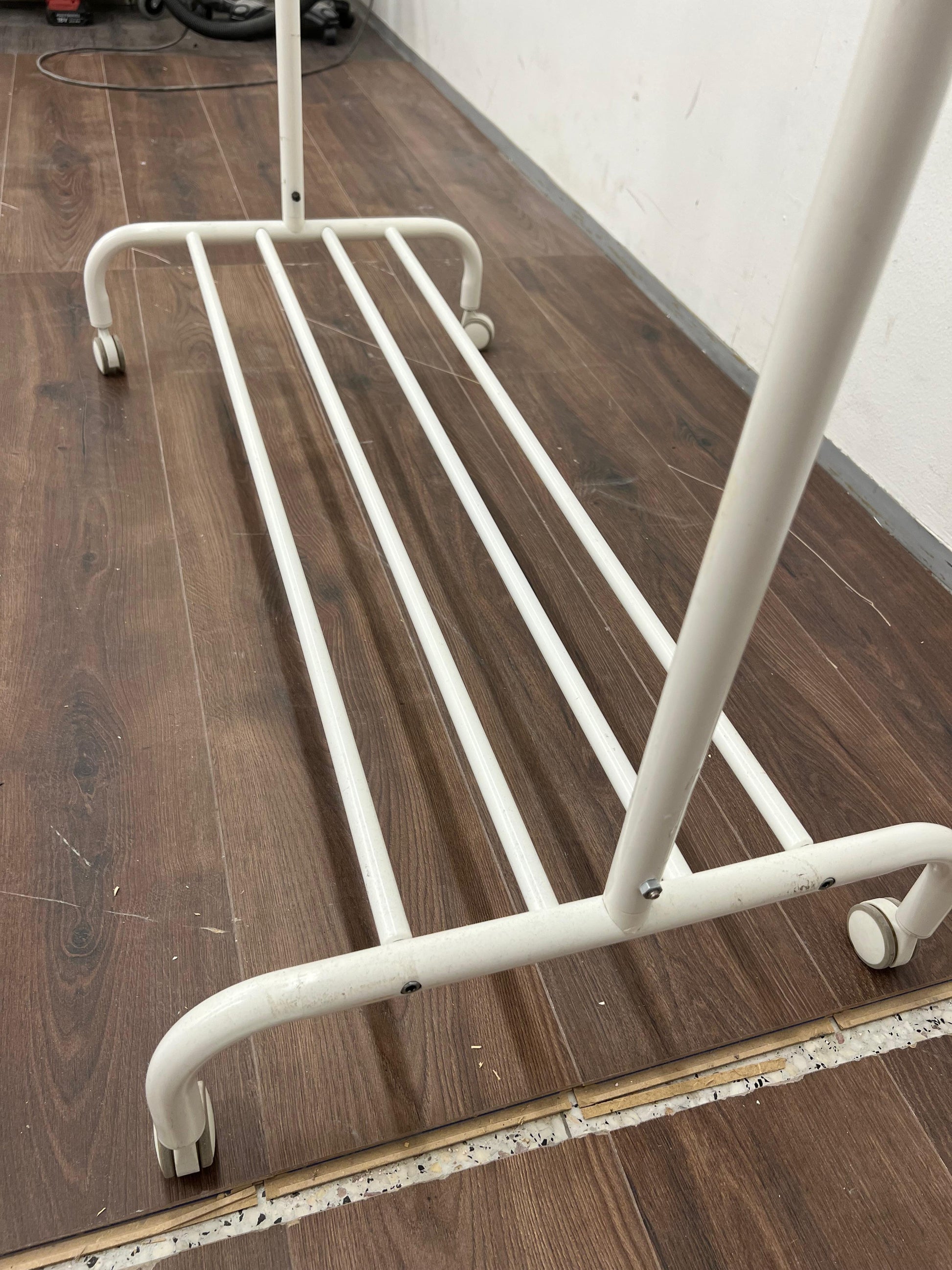 Ikea RIGGA Hattu- ja Takinaulakko, Valkoinen Kalustori
