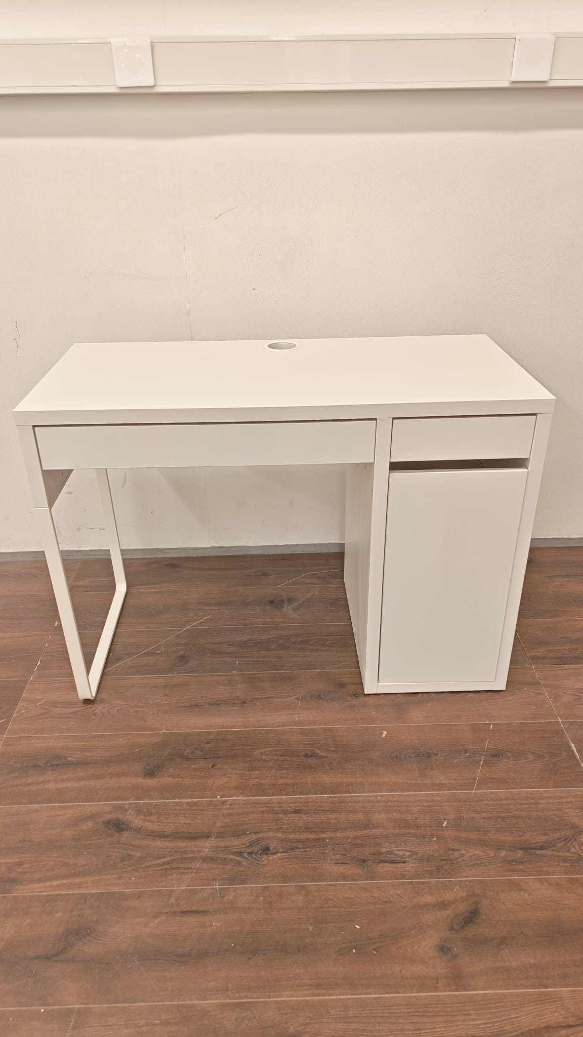 Ikea MICKE Työpöytä, valkoinen Kalustori