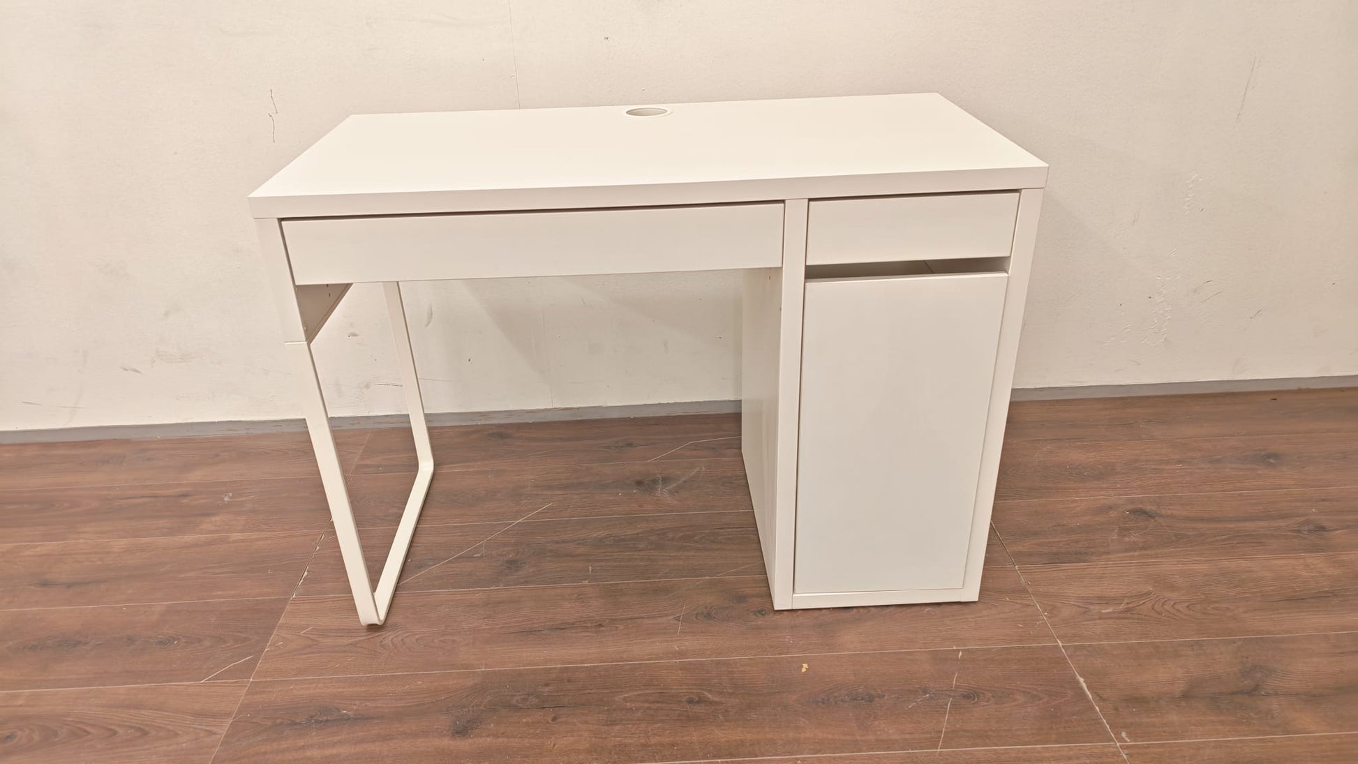 Ikea MICKE Työpöytä, valkoinen Kalustori