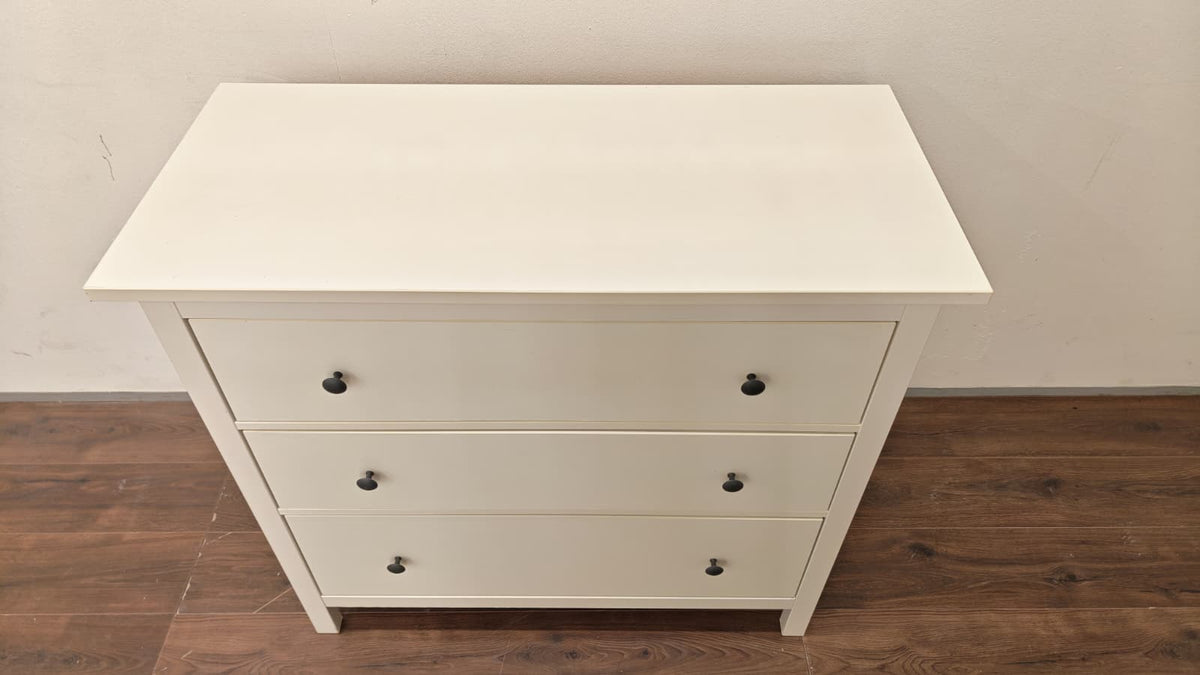 Ikea HEMNES Lipasto, 3 laatikkoa, valkoiseksi petsattu, 108x96 cm Kalustori