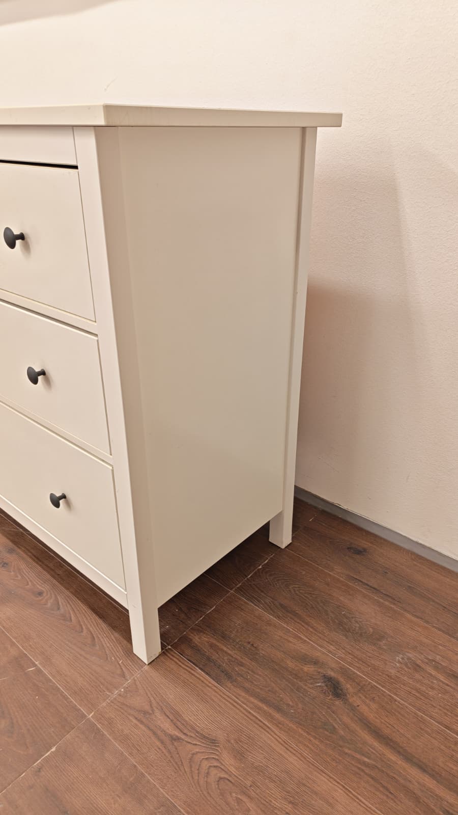 Ikea HEMNES Lipasto, 3 laatikkoa, valkoiseksi petsattu, 108x96 cm Kalustori