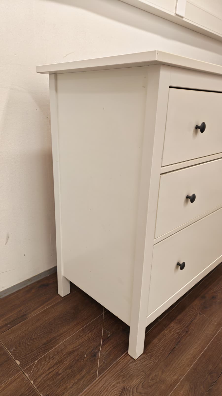 Ikea HEMNES Lipasto, 3 laatikkoa, valkoiseksi petsattu, 108x96 cm Kalustori