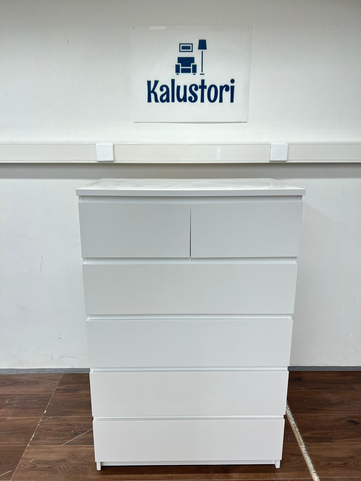 Ikea MALM Lipasto, 6 laatikkoa, valkoinen, 80x123 cm Kalustori