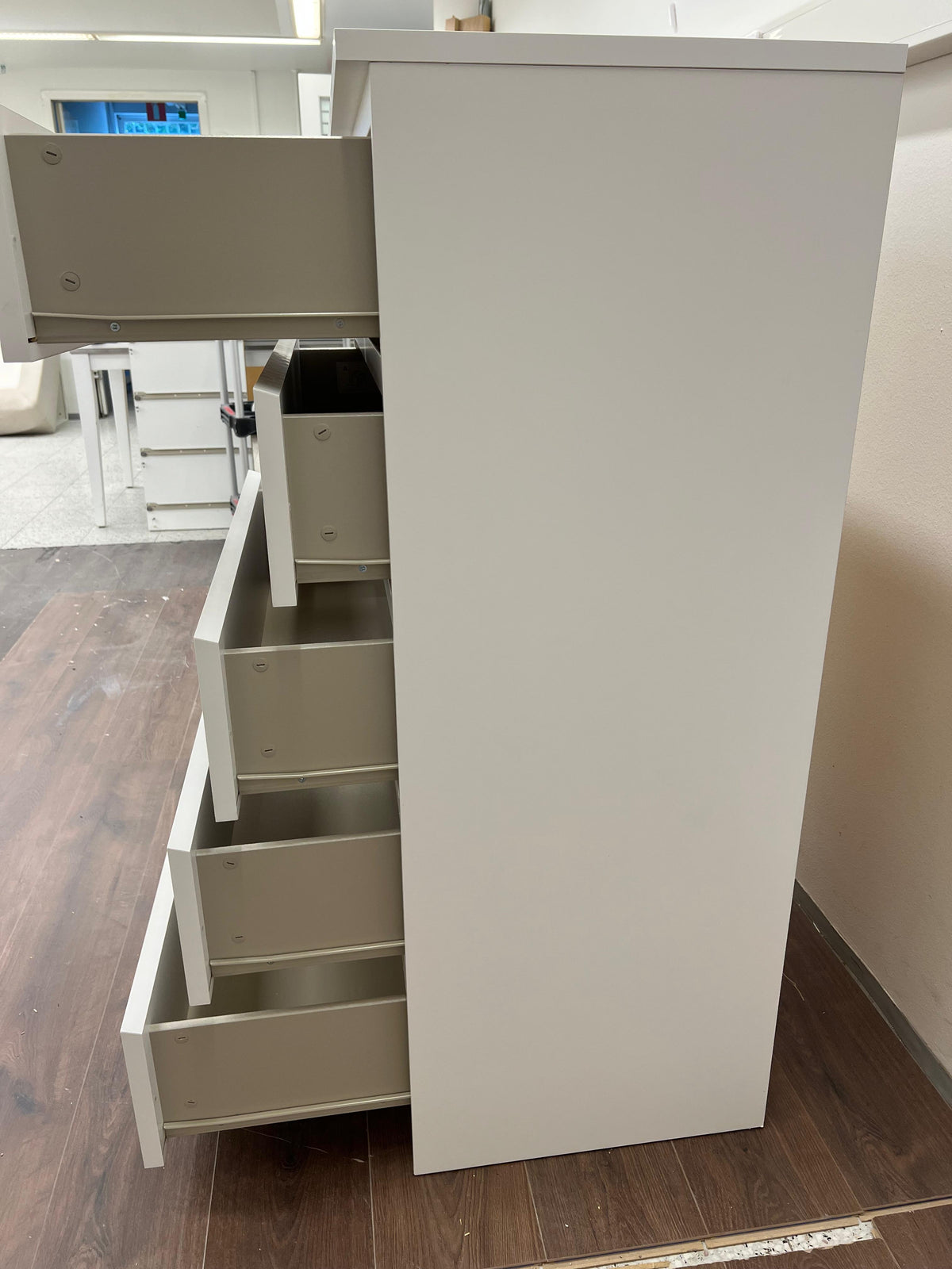 Ikea MALM Lipasto, 6 laatikkoa, valkoinen, 80x123 cm Kalustori