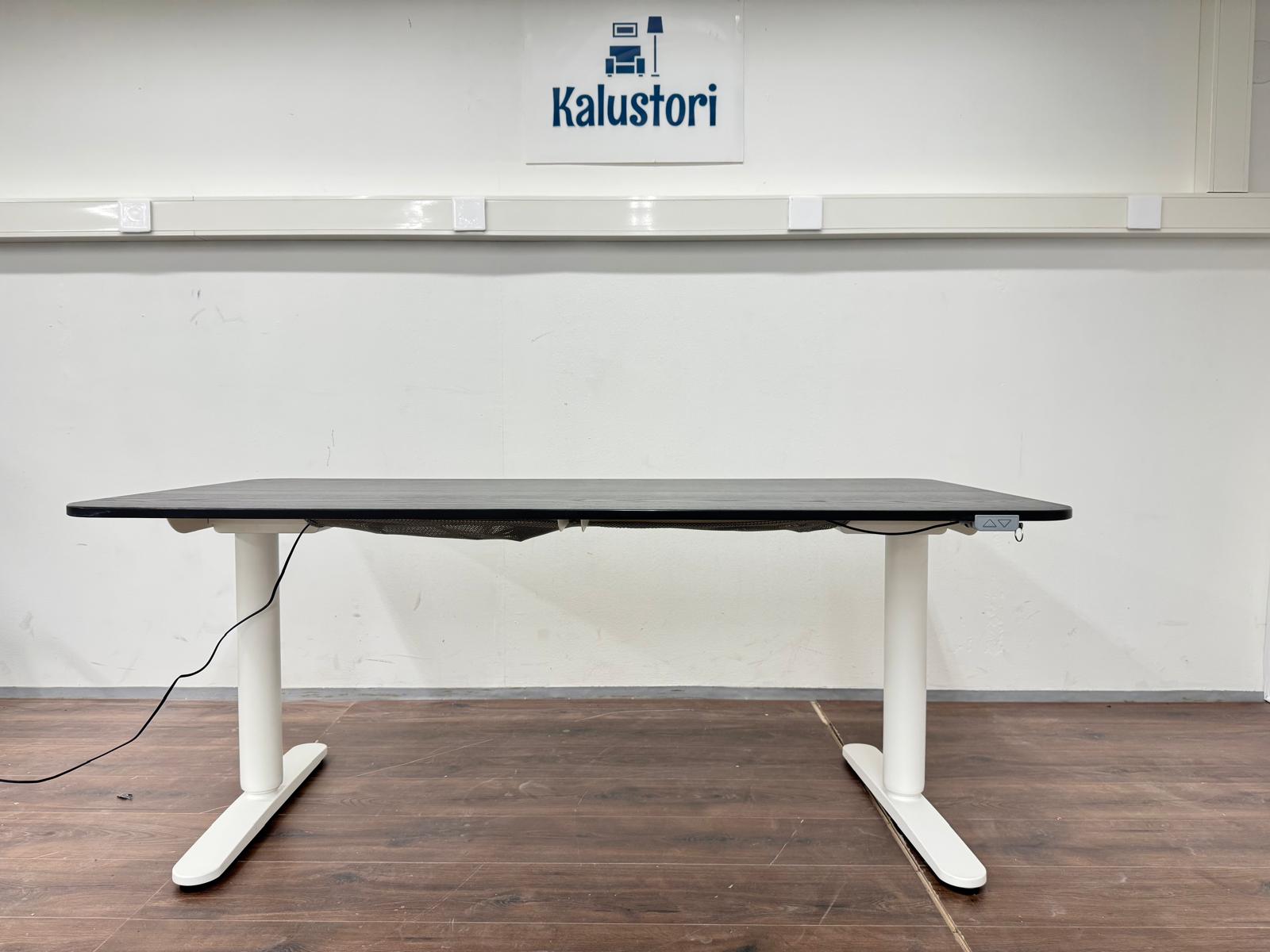 Ikea Bekant Sähköpöytä Musta/valkoinen 160x80 cm Kalustori
