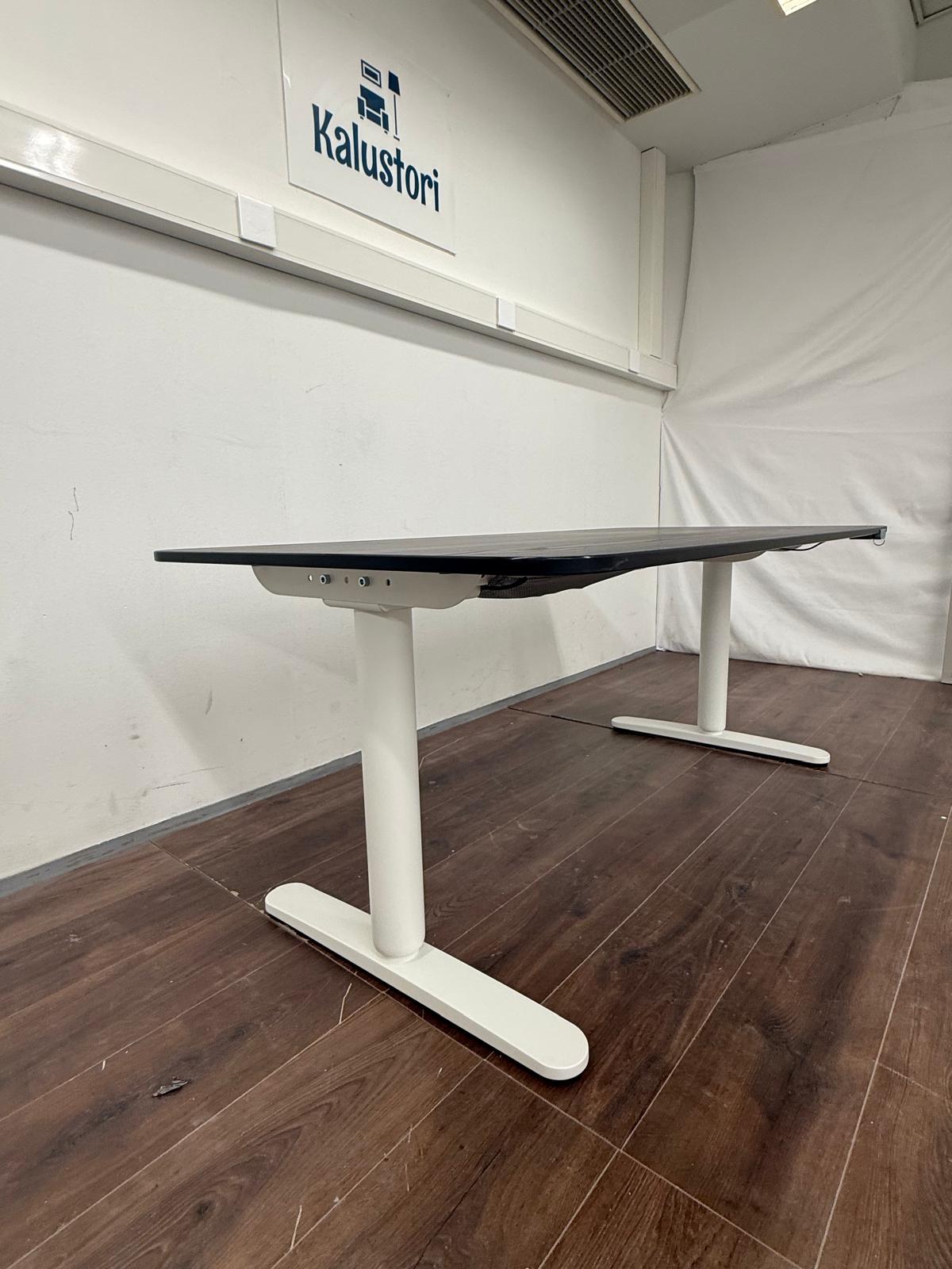Ikea Bekant Sähköpöytä Musta/valkoinen 160x80 cm Kalustori