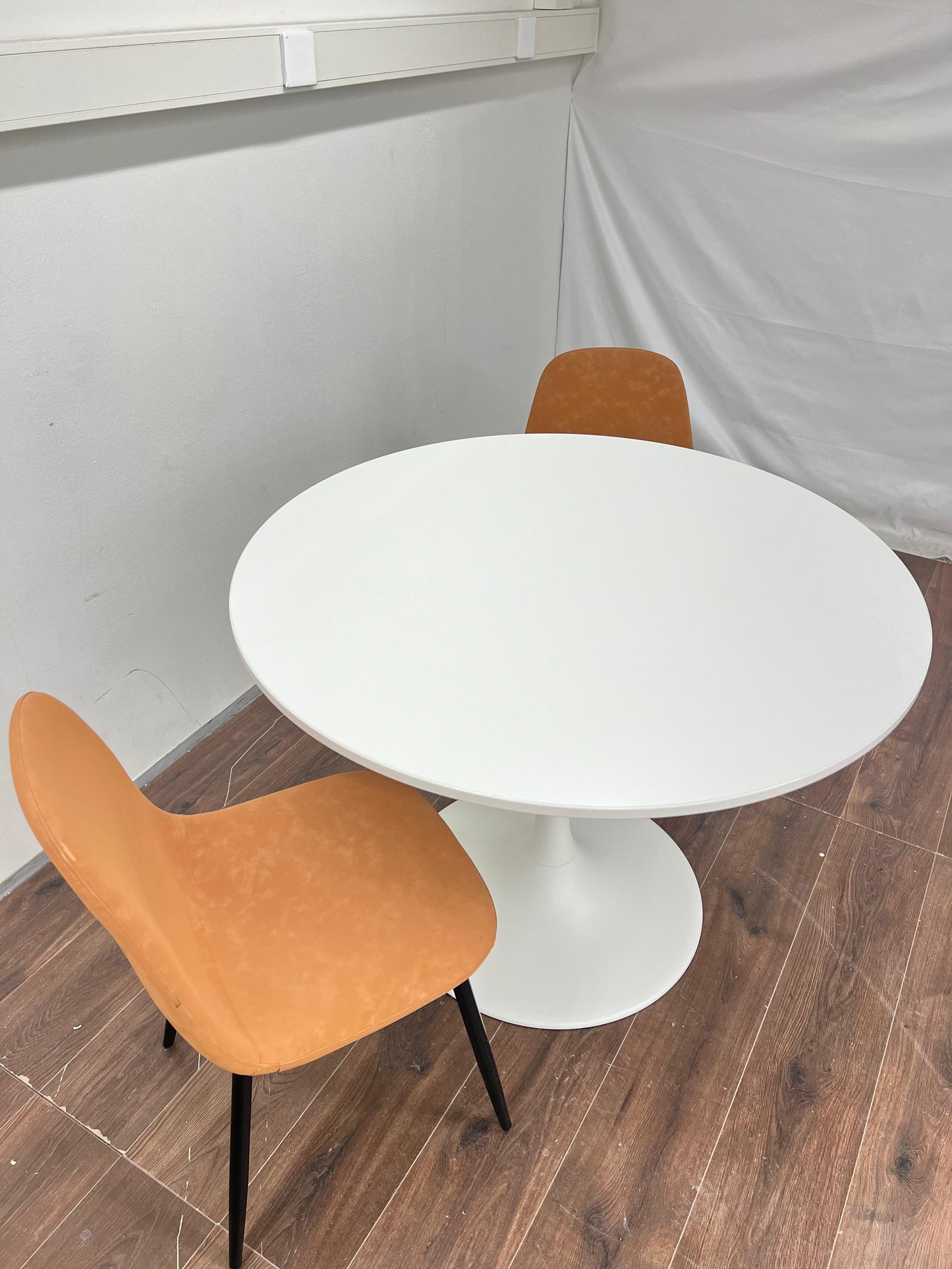 Ikea DOCKSTA Pöytä, valkoinen/valkoinen, 103 cm, ruokapöydat tuolit 2 kpl Kalustori