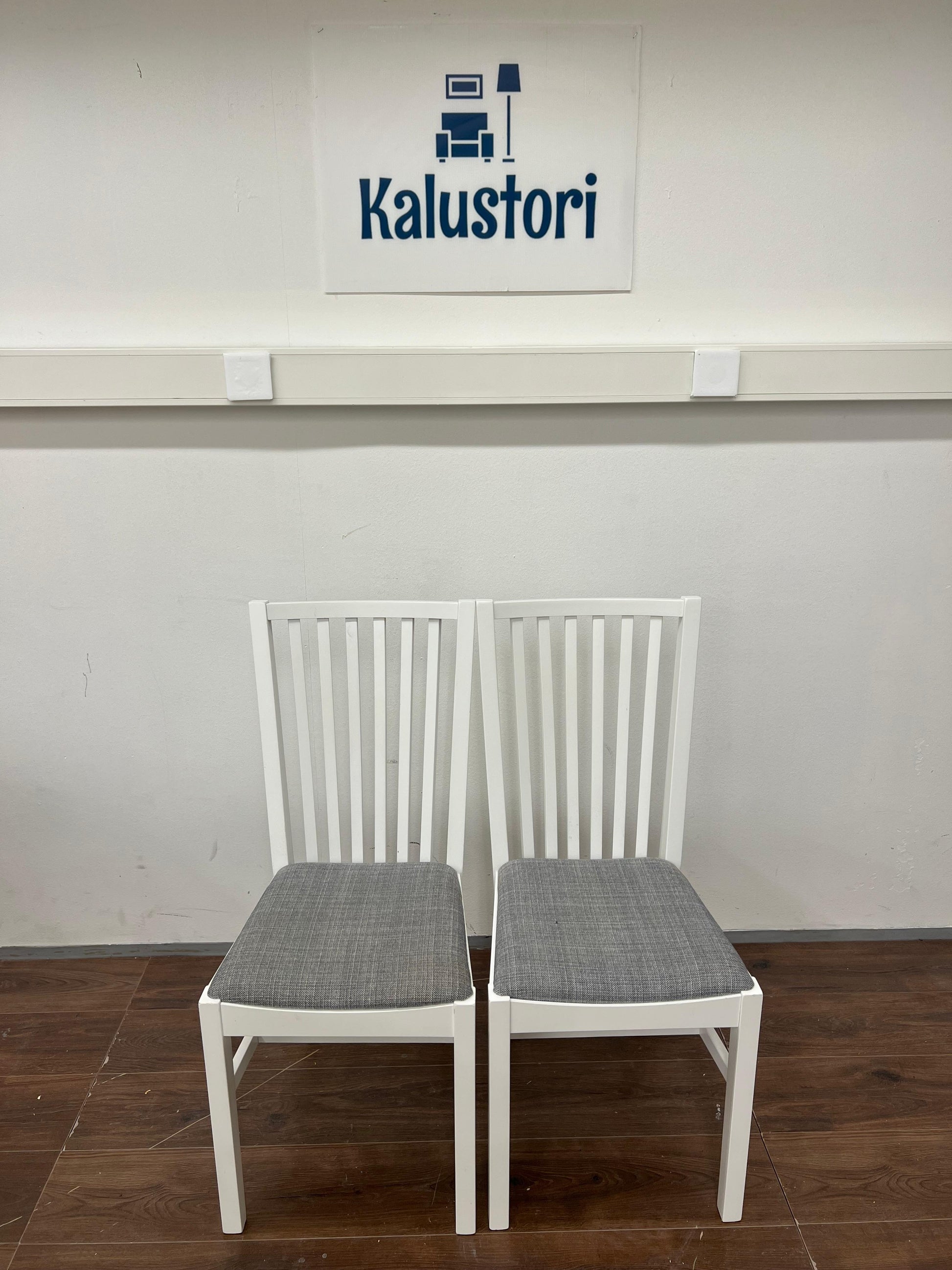 Ikea Näsinge verhoiltu puinen tuoli , valkoinen-tibbleby beige harmaa, 2kpl. Kalustori