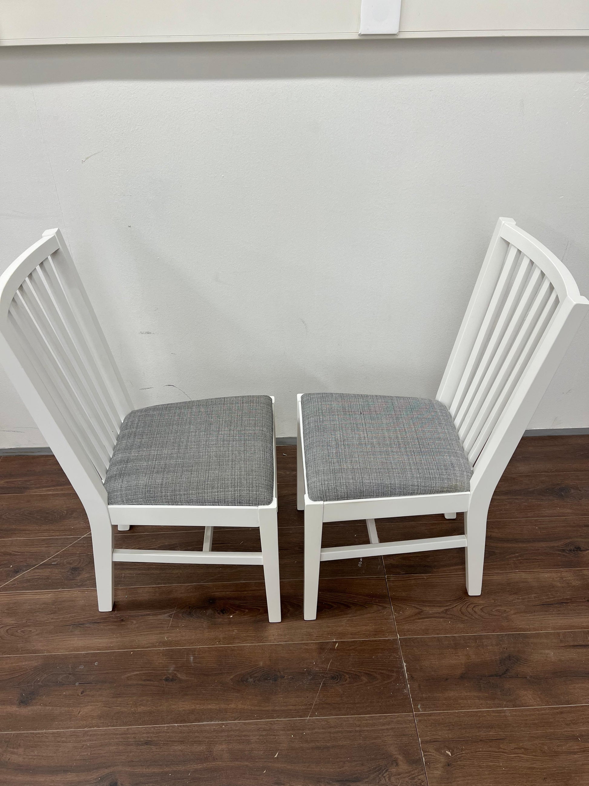 Ikea Näsinge verhoiltu puinen tuoli , valkoinen-tibbleby beige harmaa, 2kpl. Kalustori