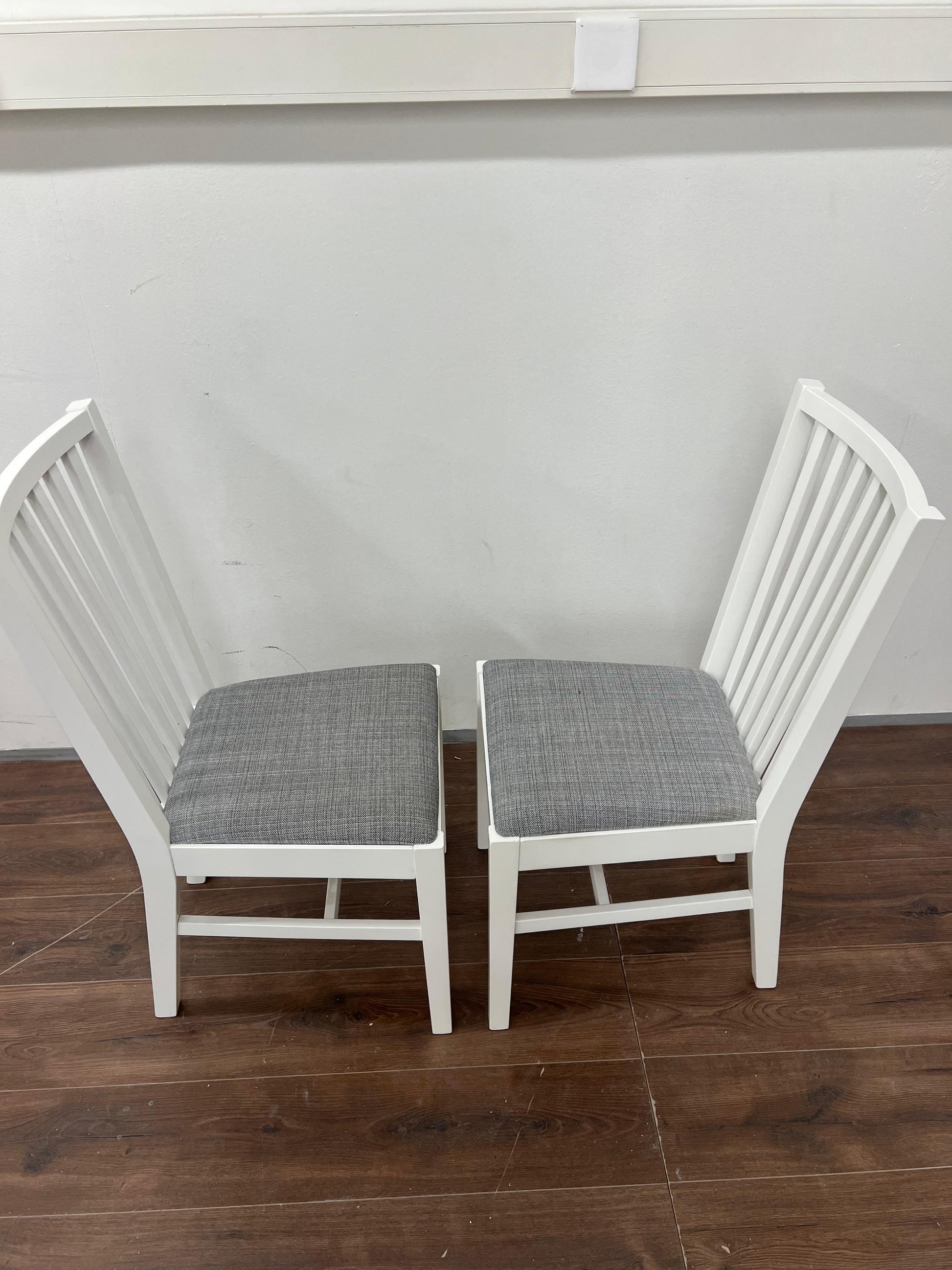Ikea Näsinge verhoiltu puinen tuoli , valkoinen-tibbleby beige harmaa, 2kpl. Kalustori